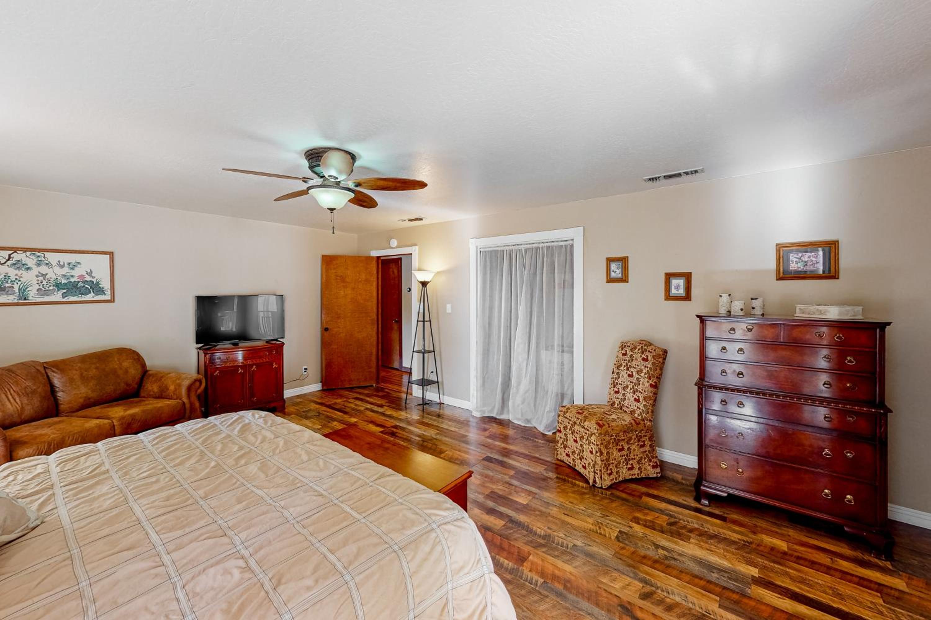 Pet-Friendly Jamestown Home with Sweeping Views!