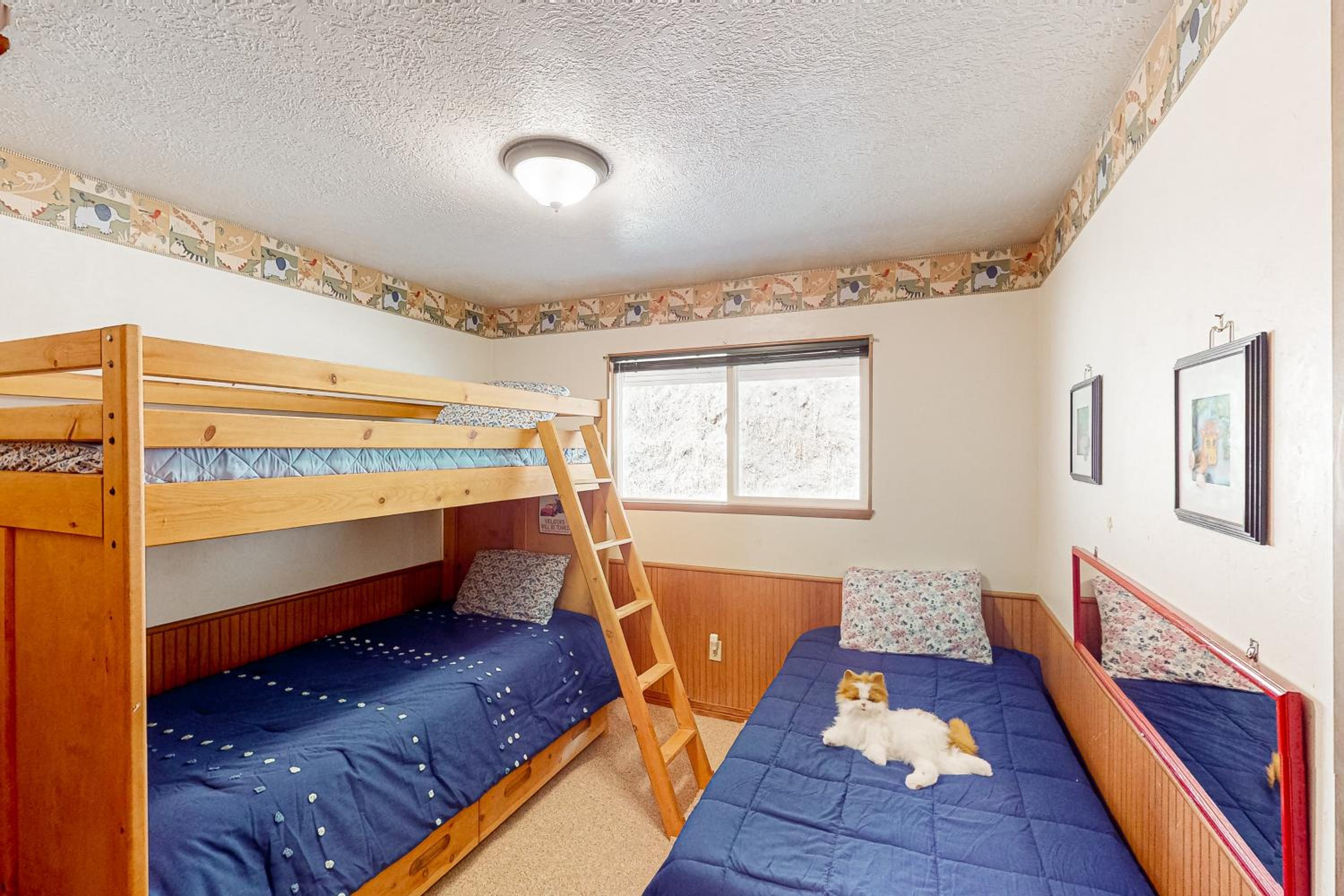 Pet-Friendly Jamestown Home with Sweeping Views!