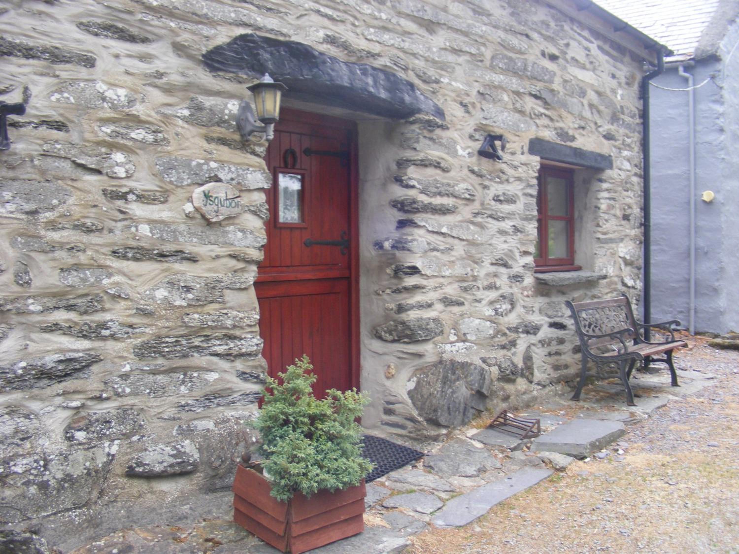 Maes Madog Cottages