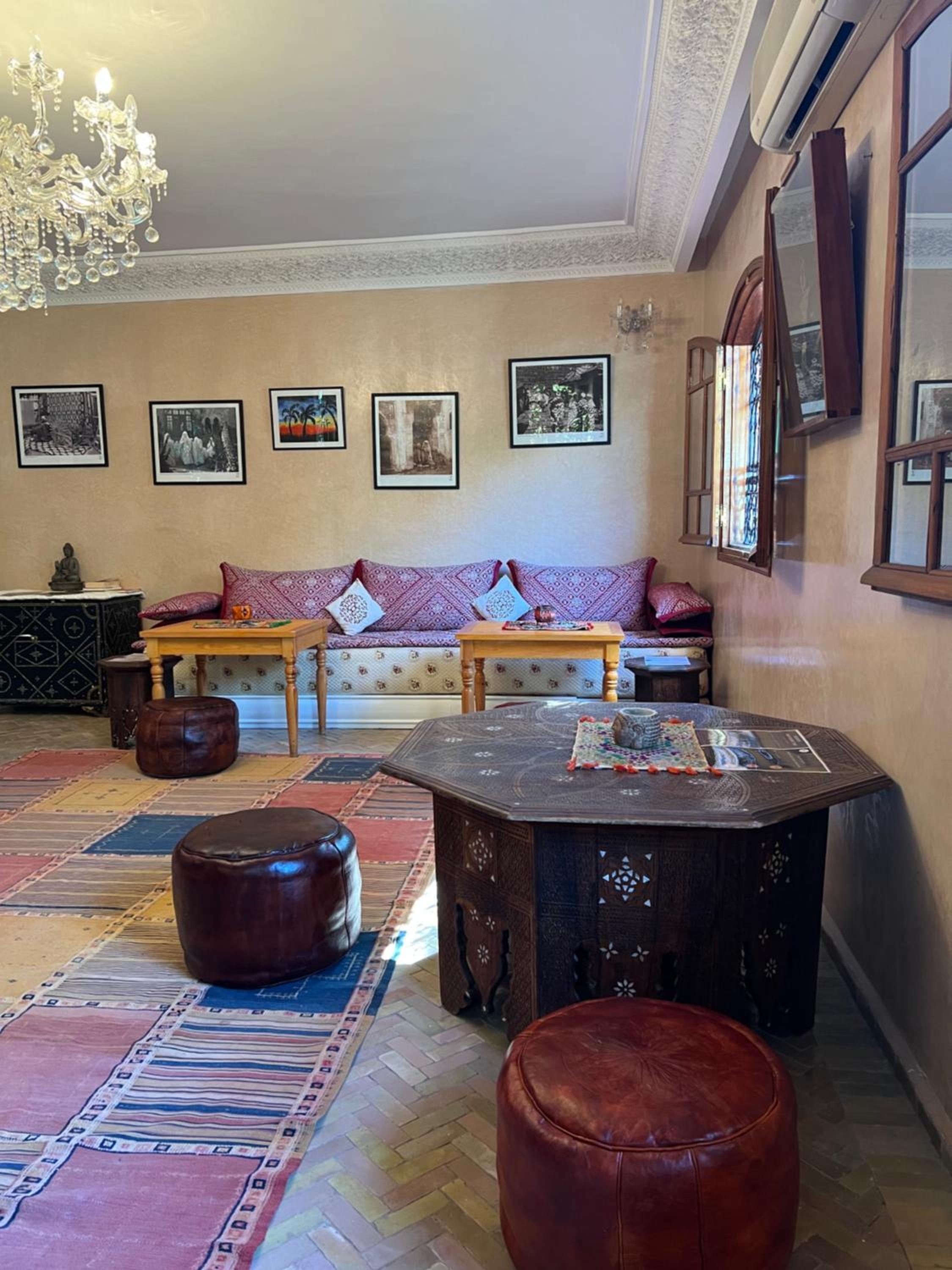 lounge