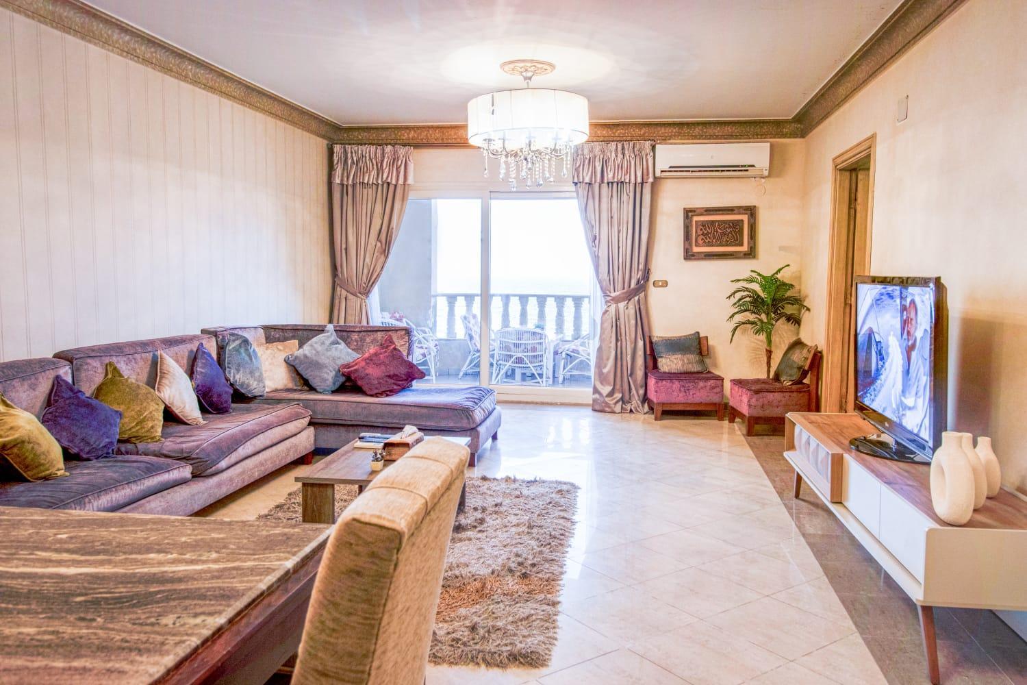 Wide Family house-Brethtaking view