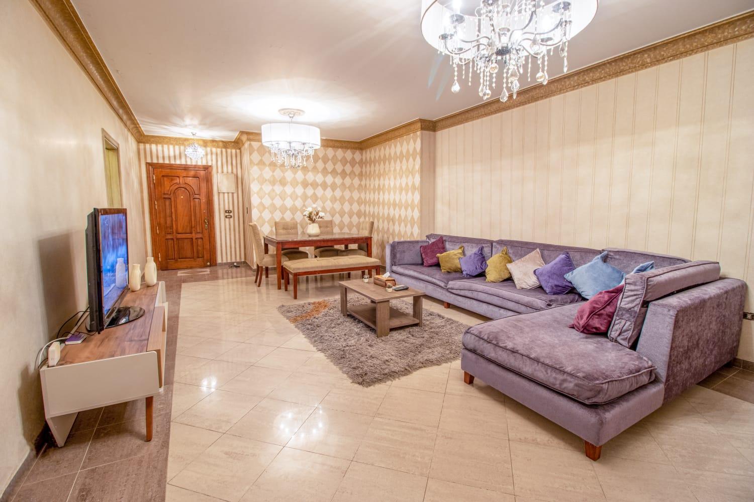 Wide Family house-Brethtaking view