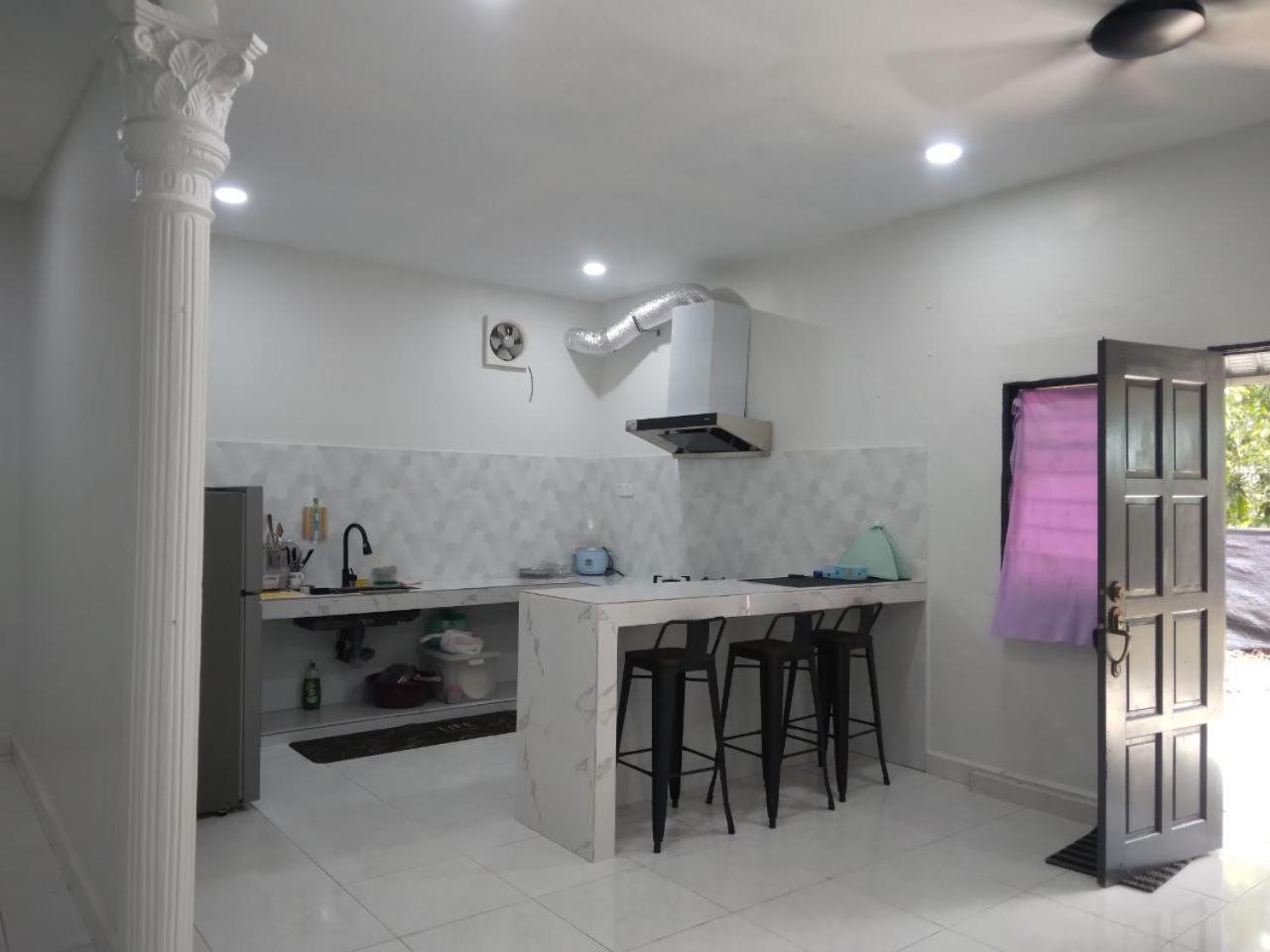 HOMESTAY WADIHANA