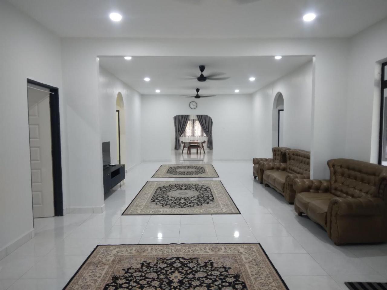 HOMESTAY WADIHANA
