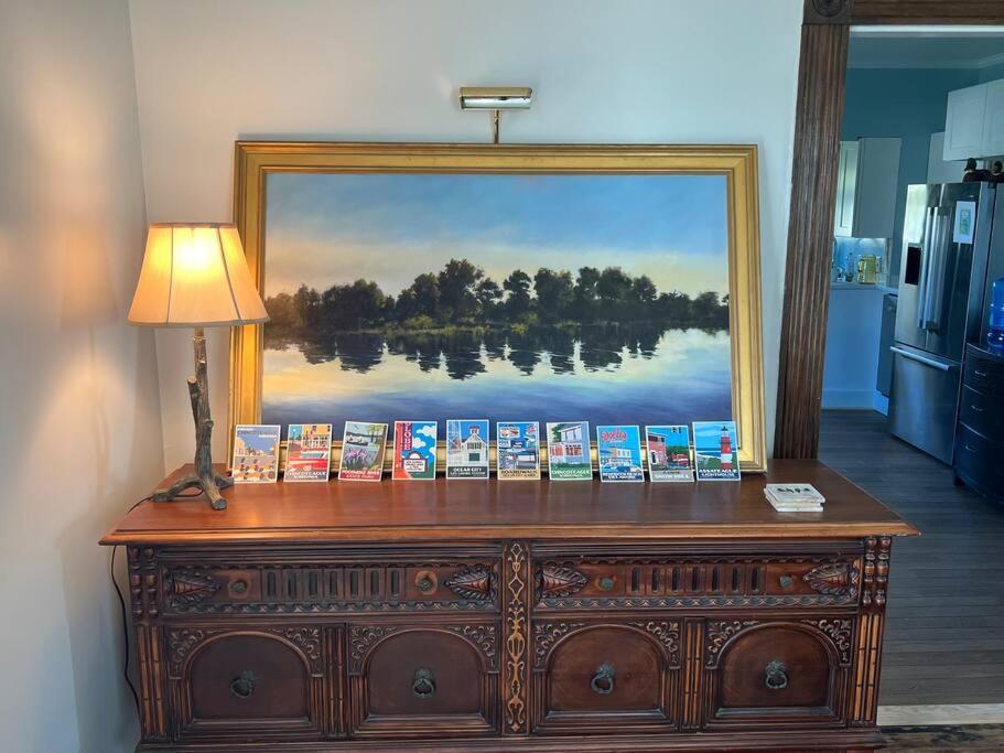 Waterway Getaway - a view from every room view 3