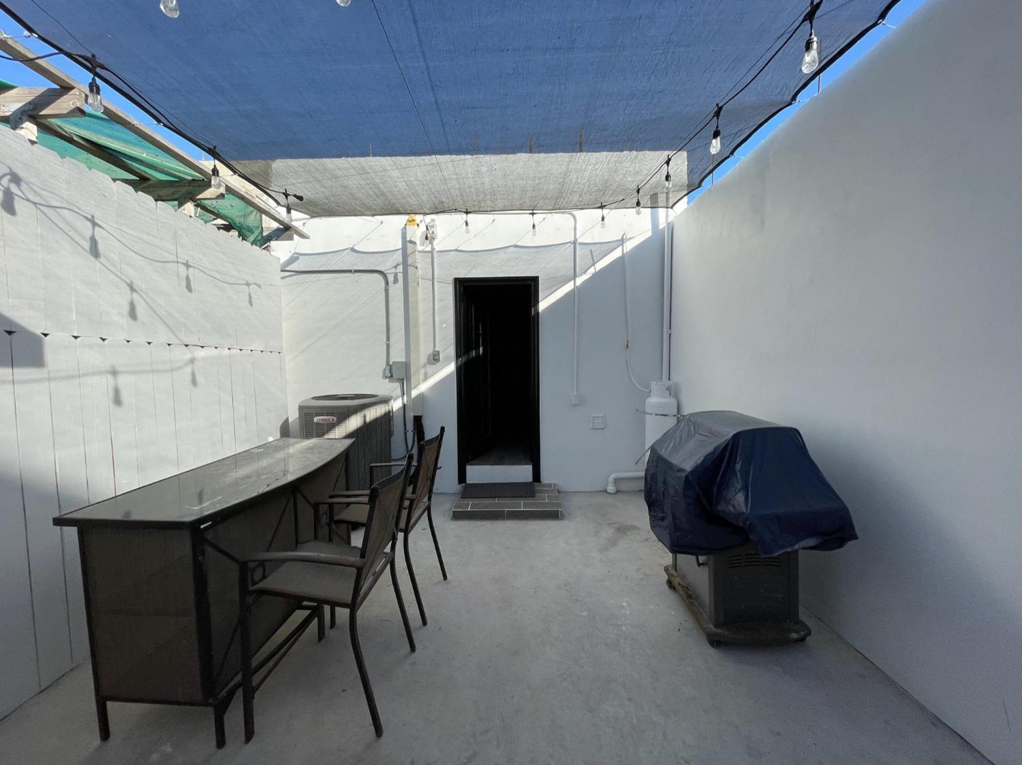 A Small But Spacious Bunkhouse