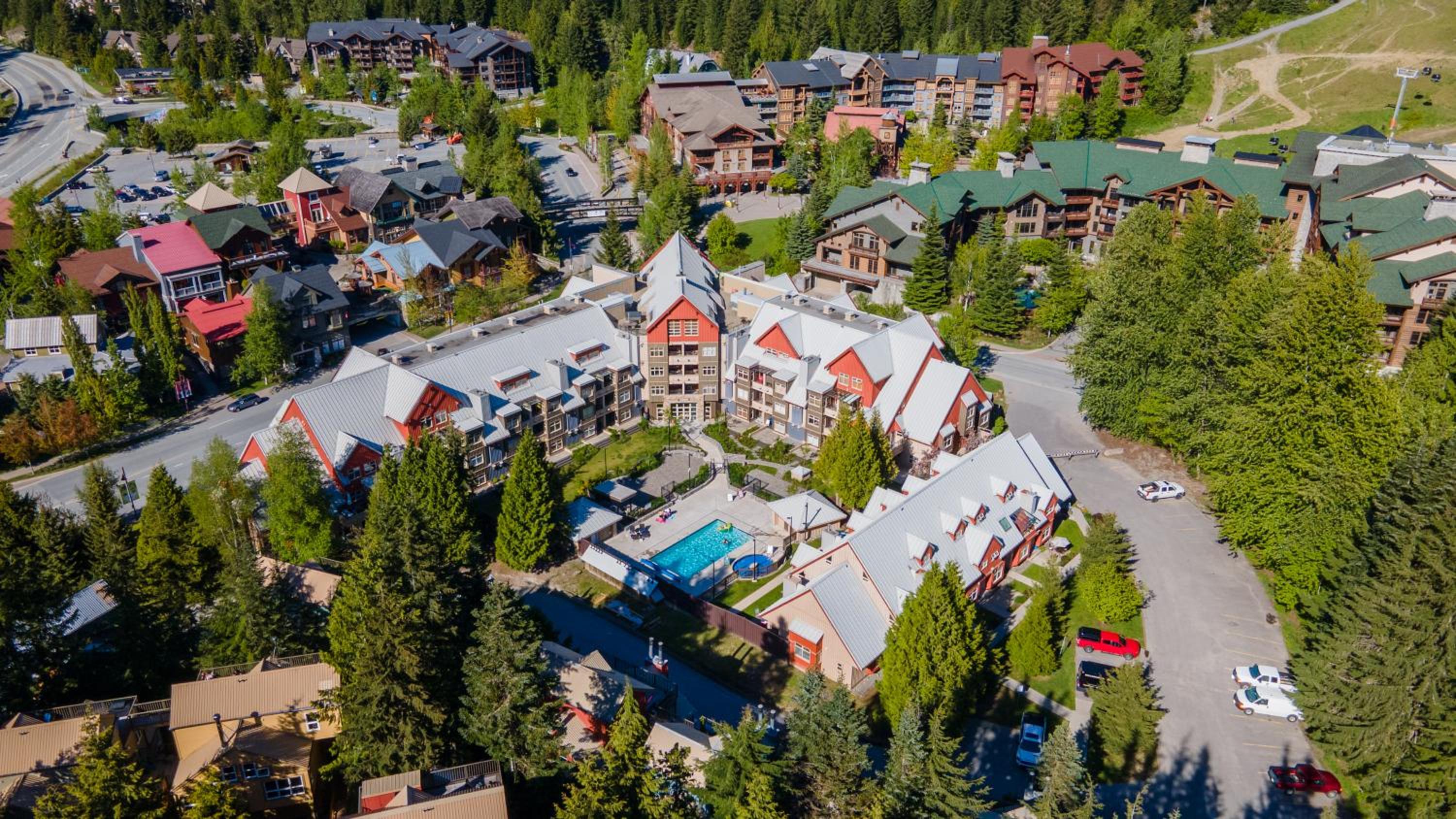Ski-in/Ski-out Intentionally Designed Ski Lodge