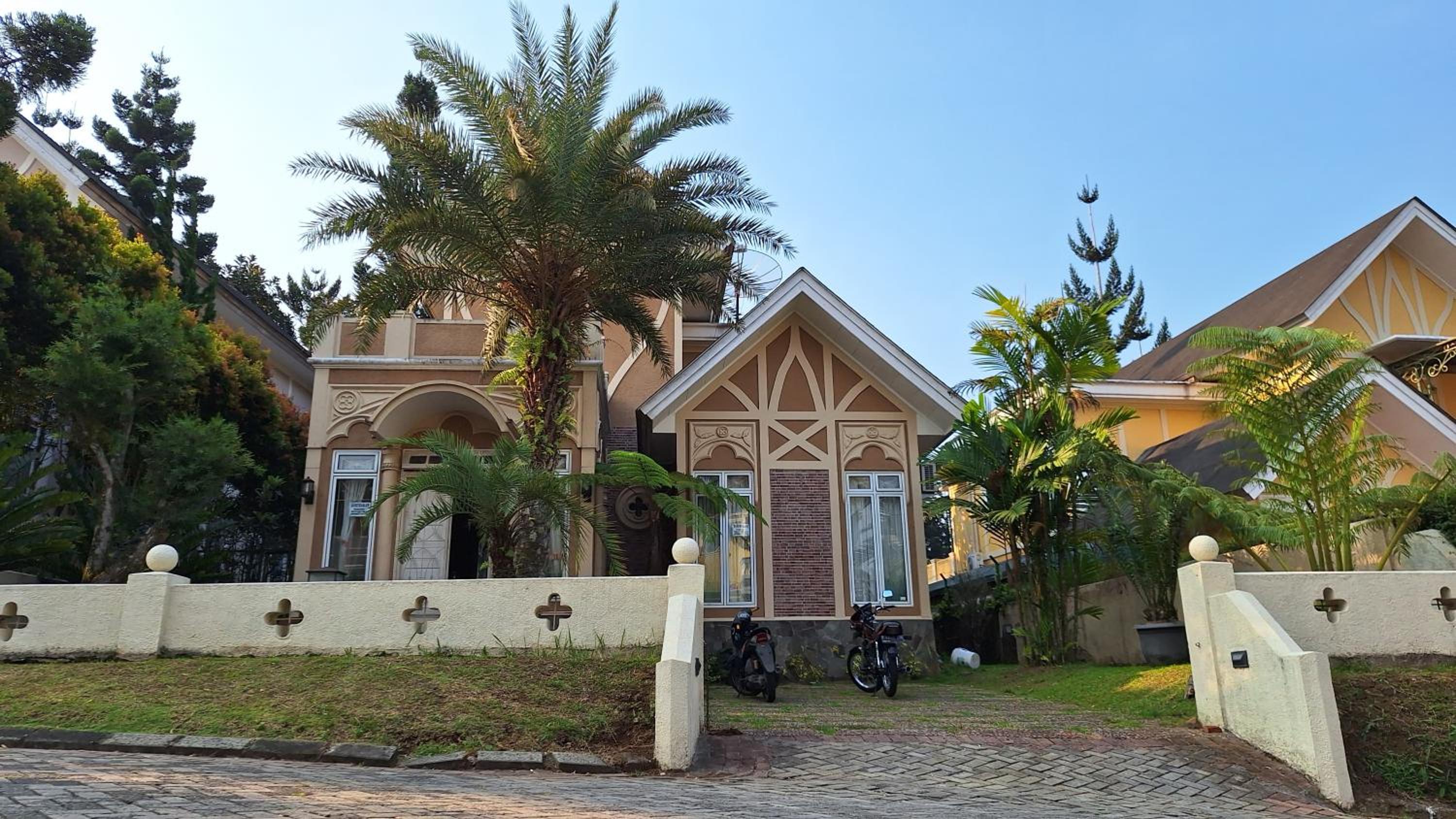 Villa Tuscanny