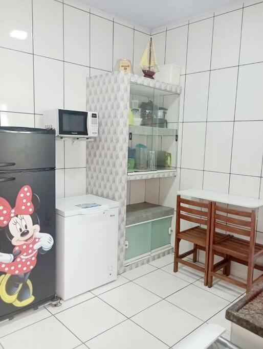 Casa espaçosa com piscina e garagem - Caraguatatuba