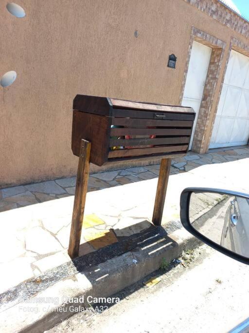 Casa espaçosa com piscina e garagem - Caraguatatuba
