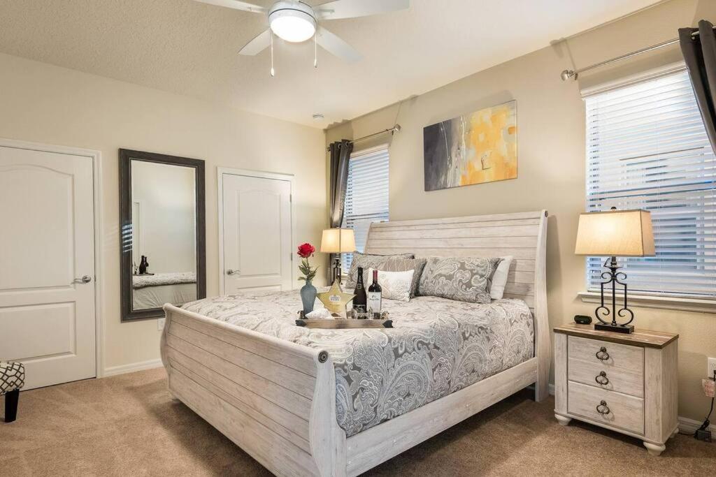 DreamCatcher House - Elite 7 Bed Luxury Escape