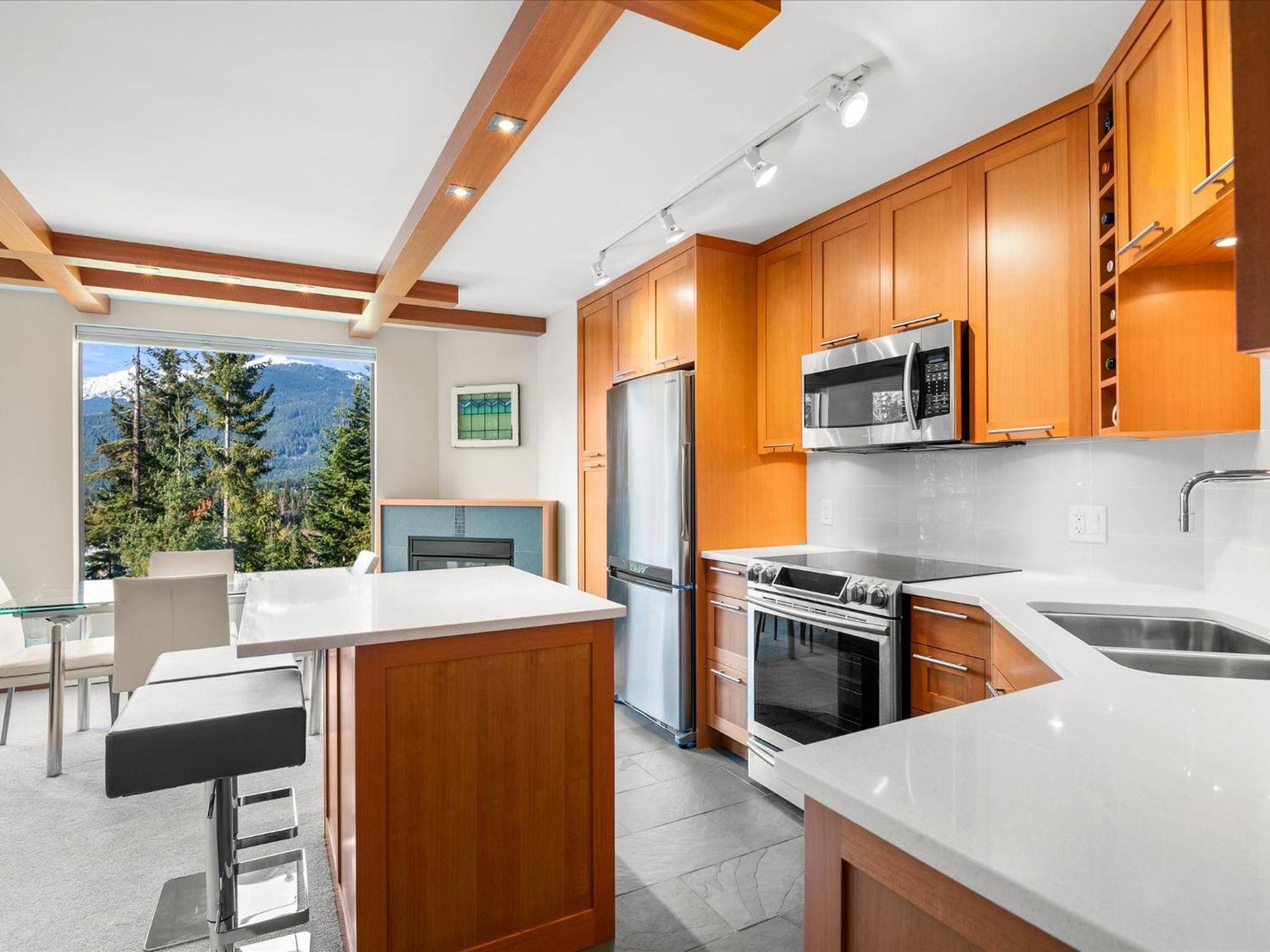 Hotel Ski In/Out, Steam Shower, Pool, Hot Tub, Sauna - Image 1