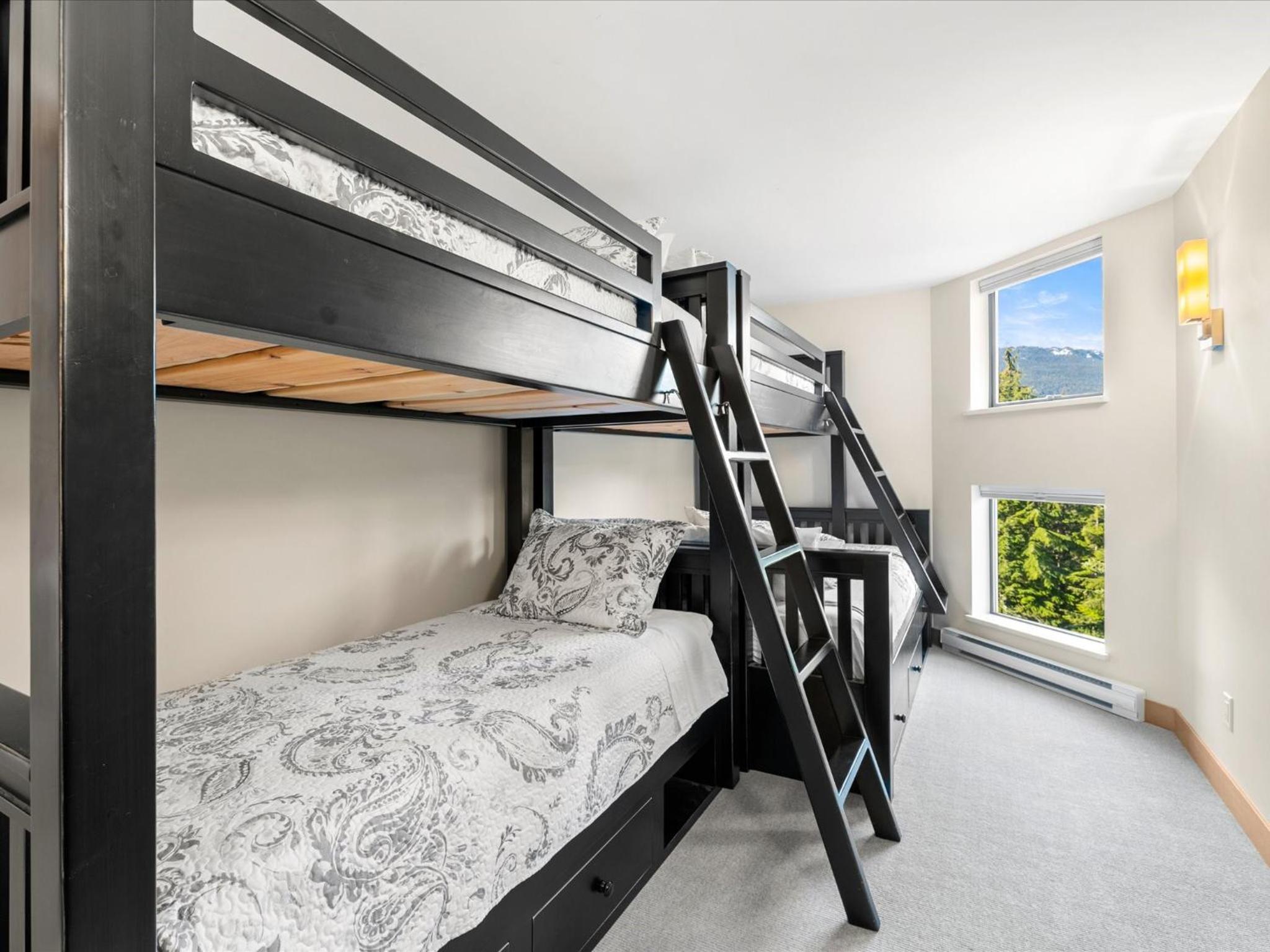 Ski In/Out, Steam Shower, Pool, Hot Tub, Sauna