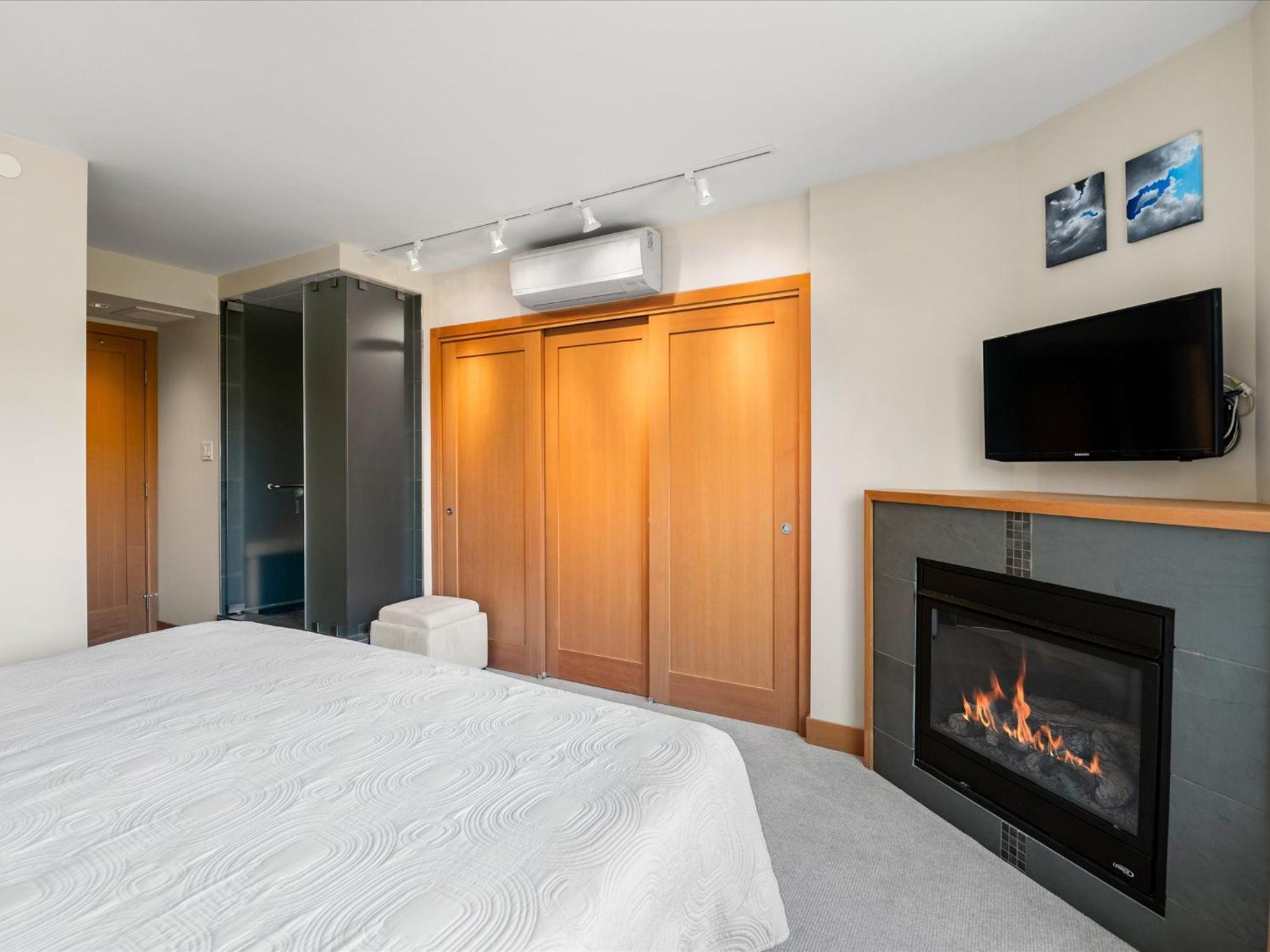 Ski In/Out, Steam Shower, Pool, Hot Tub, Sauna
