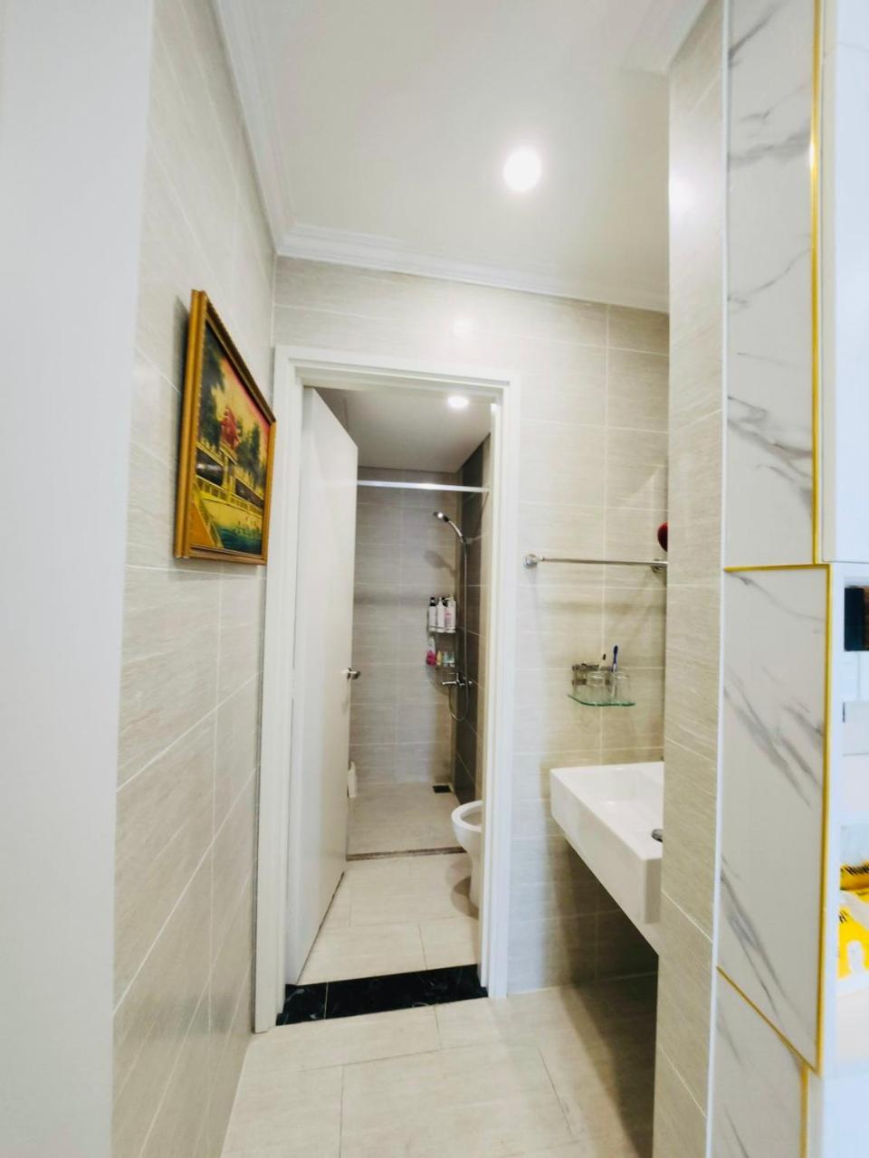 AXS/USD Homestay