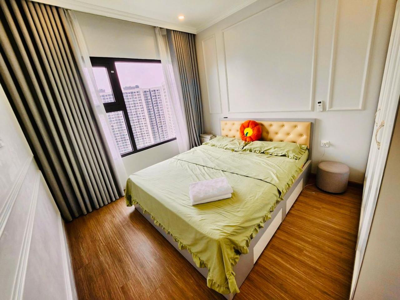 AXS/USD Homestay