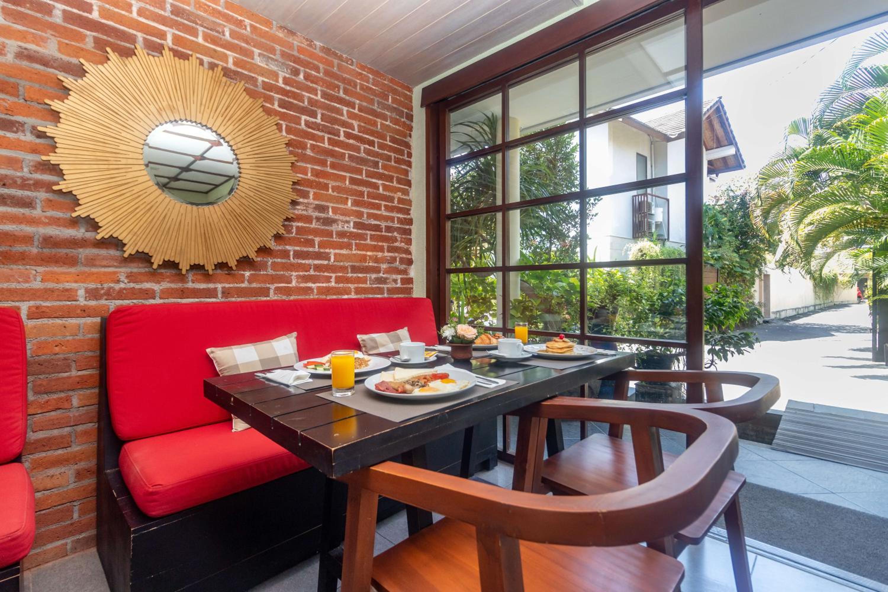 Sanur Art Villas