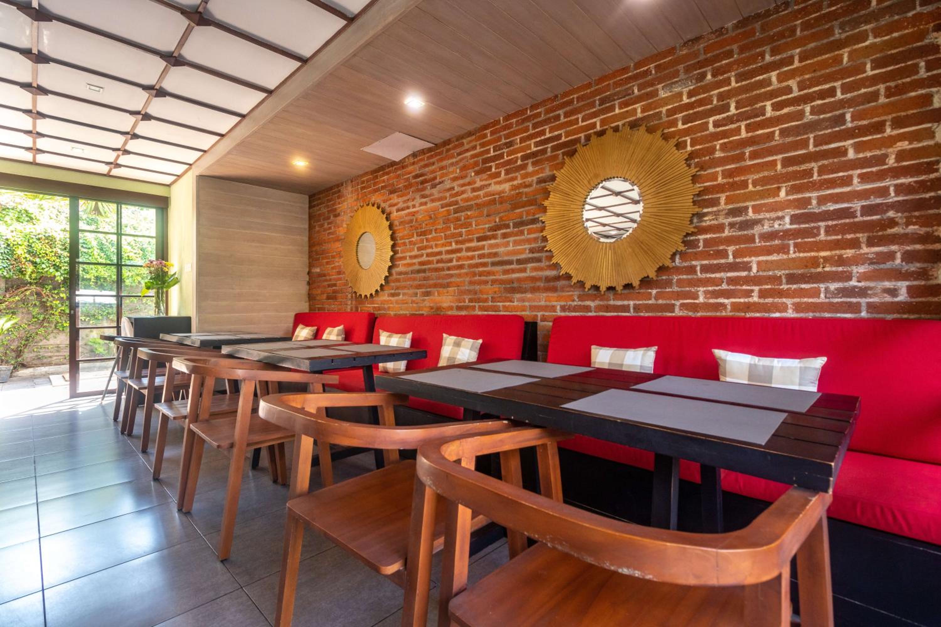 Sanur Art Villas