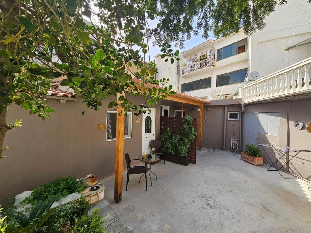 Hotel Garden Square Inn - Image 1