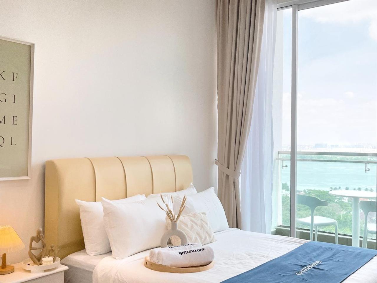 Paragon Suite Homestay by Antlerzone