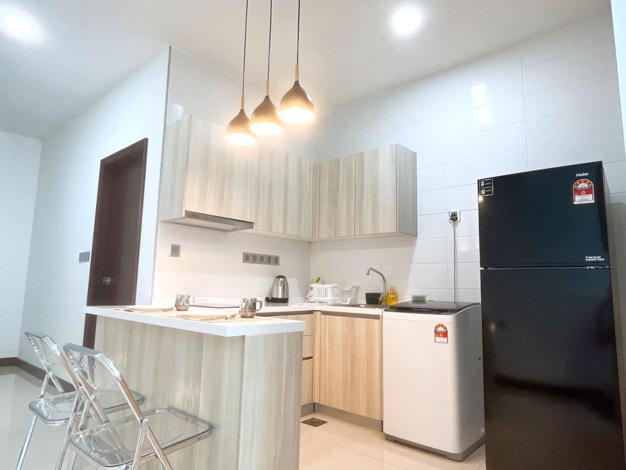 Paragon Suite Homestay by Antlerzone