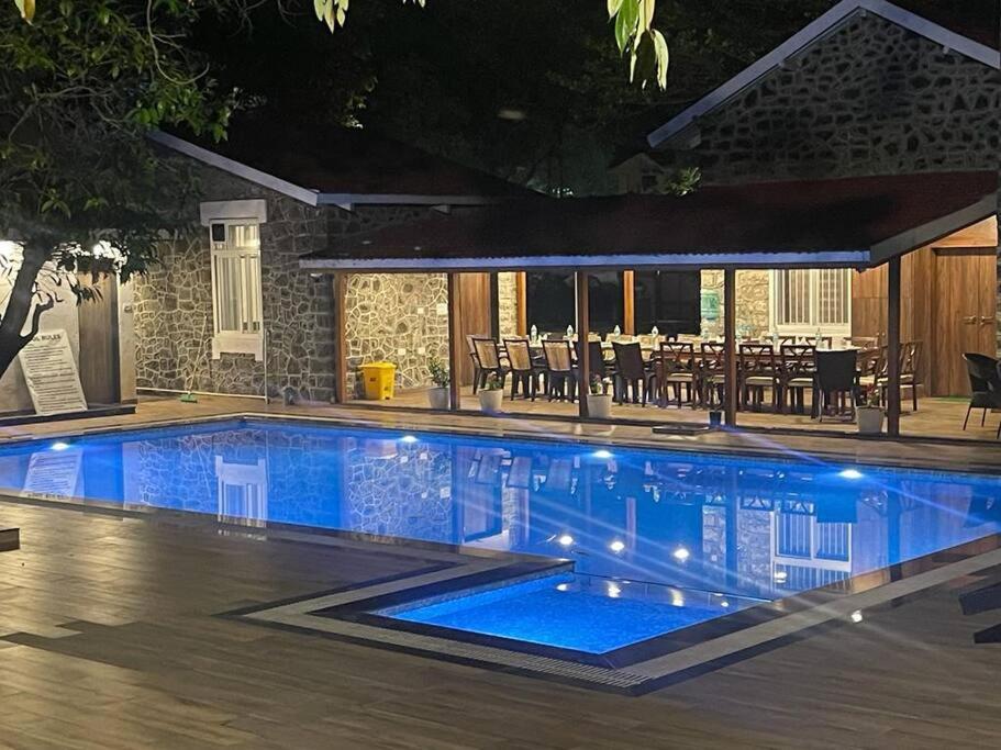 Luxury Heritage 8Bhk Villa Lonavala view 3