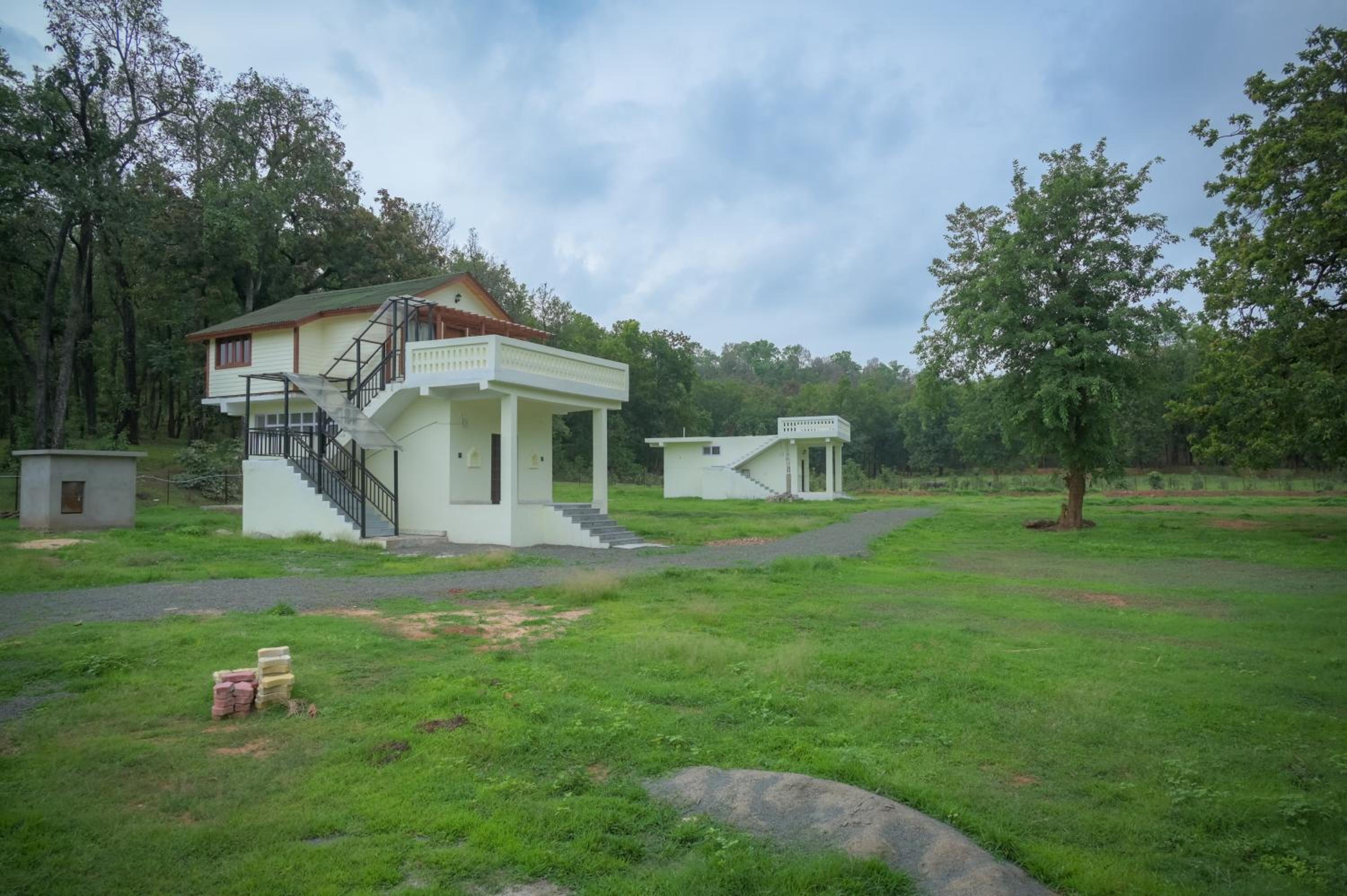 Camp Banas Naudhiya view 2