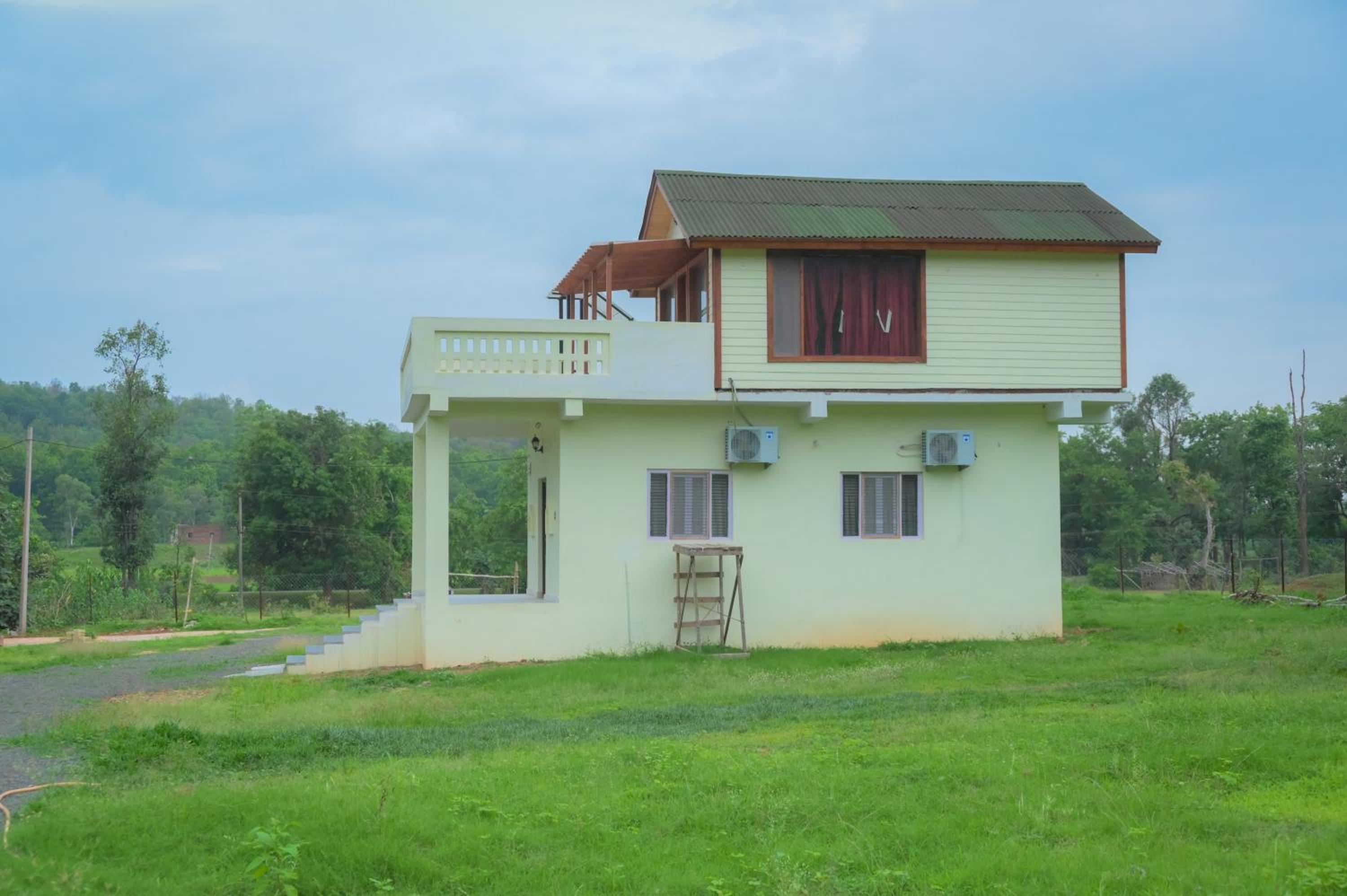 Camp Banas Naudhiya view 4