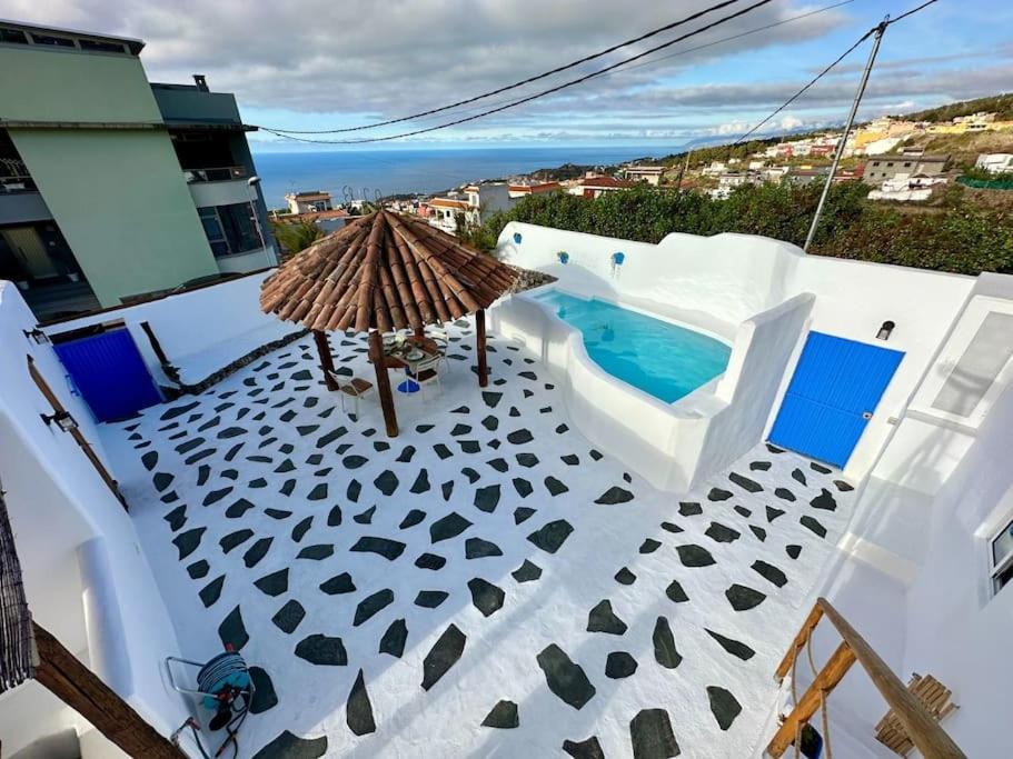 Casa rural con piscina climatizada