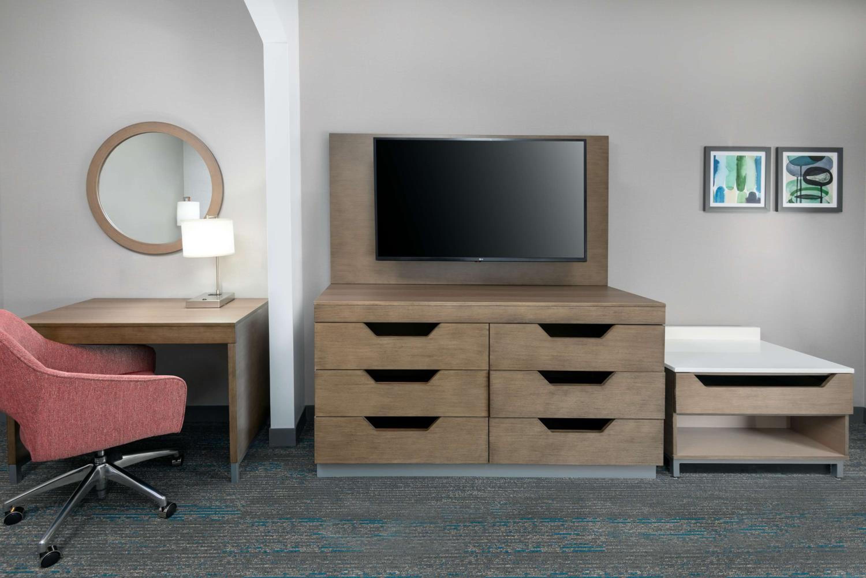 Hampton Inn Boston Bedford Burlington - Property Image 6