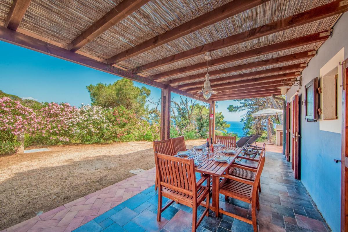 outdoor BBQ area