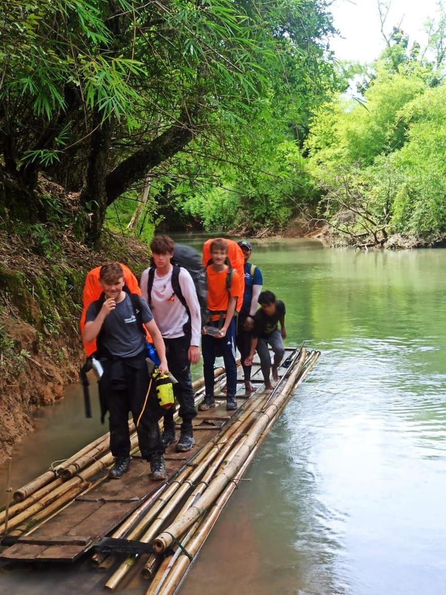 Banlung Hill Top House &Trekking