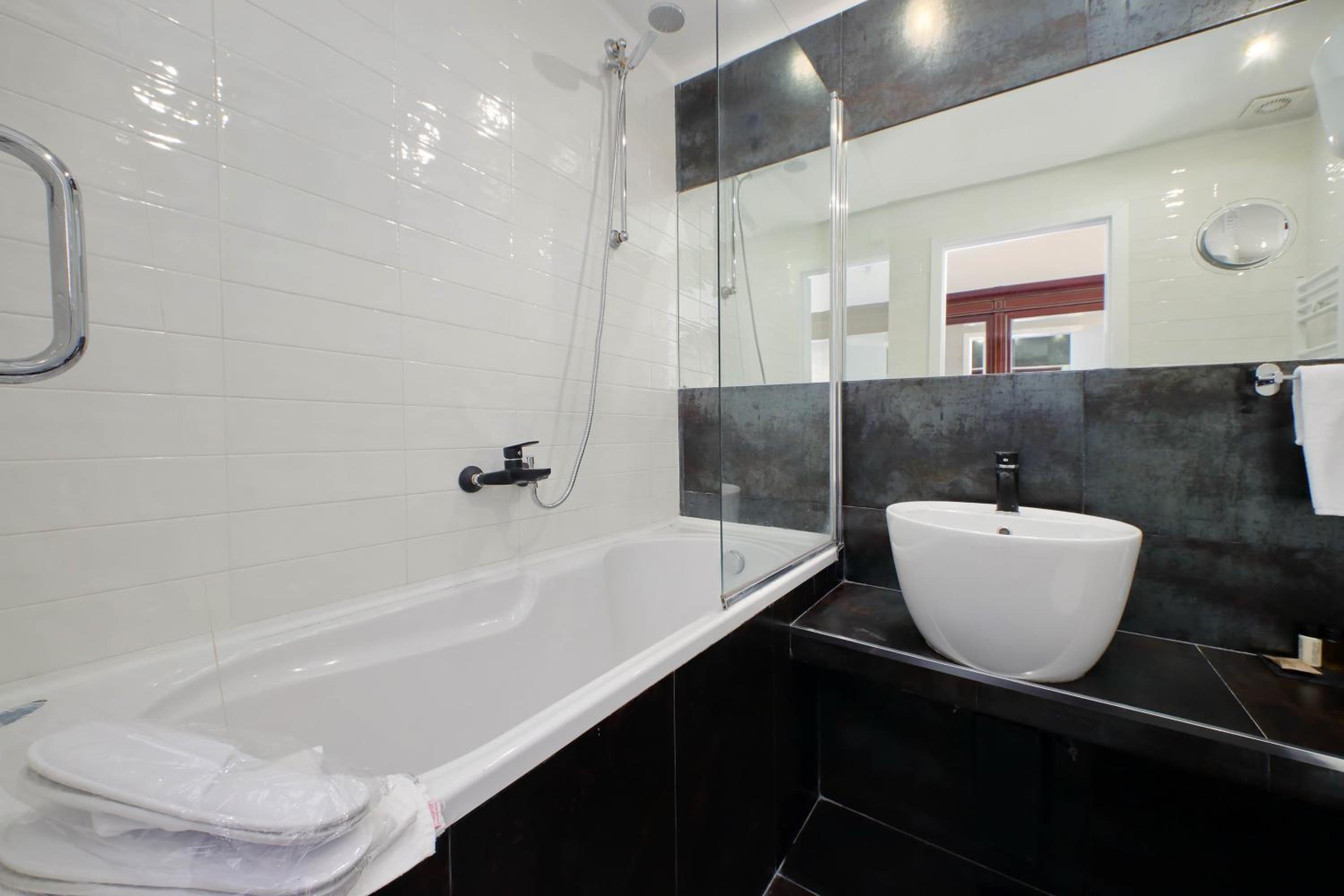 Domus Monamì Luxury Suites