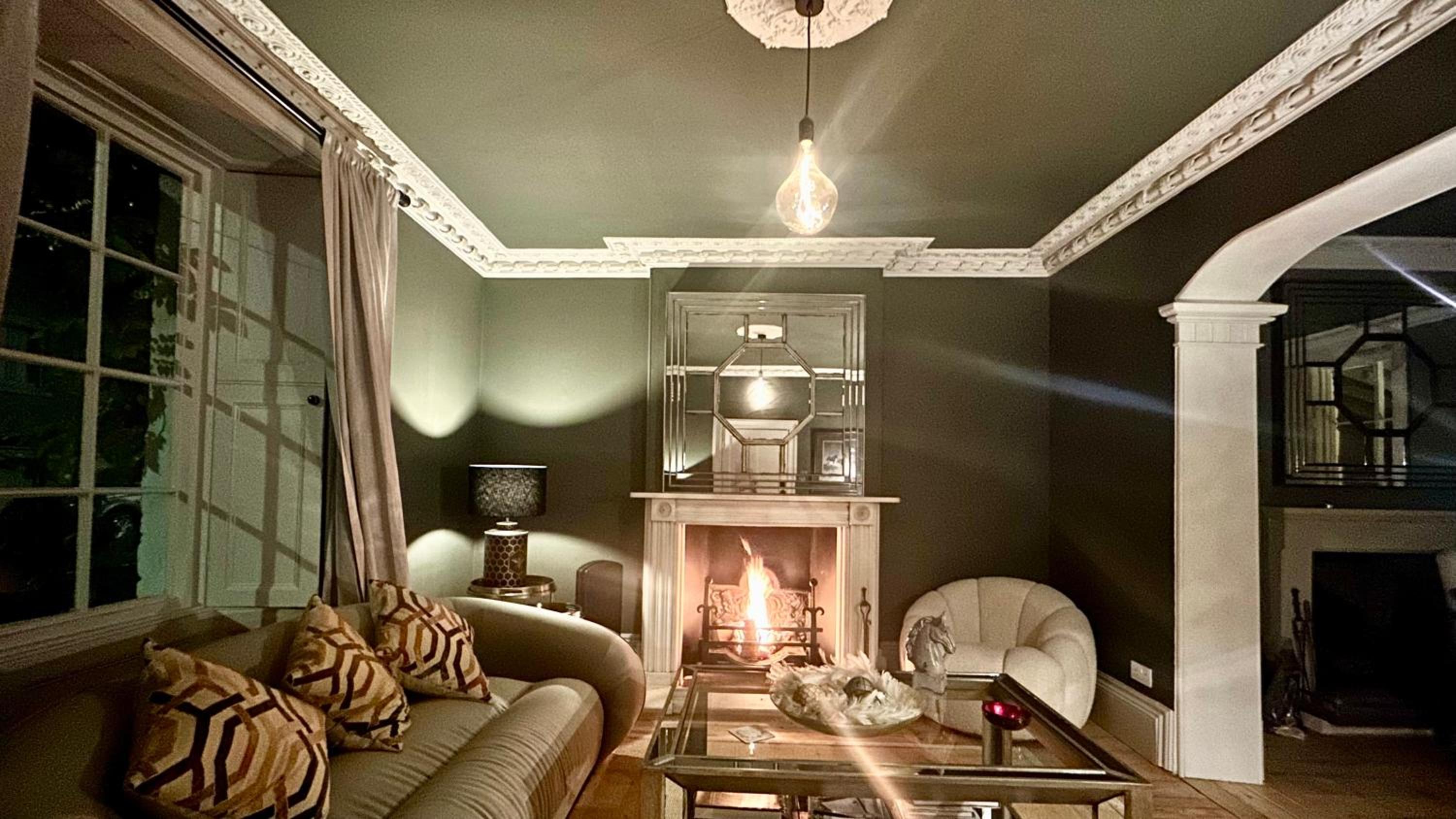 Luxury Grade II Listed Cotswolds Retreat in Royal Market Town view 4