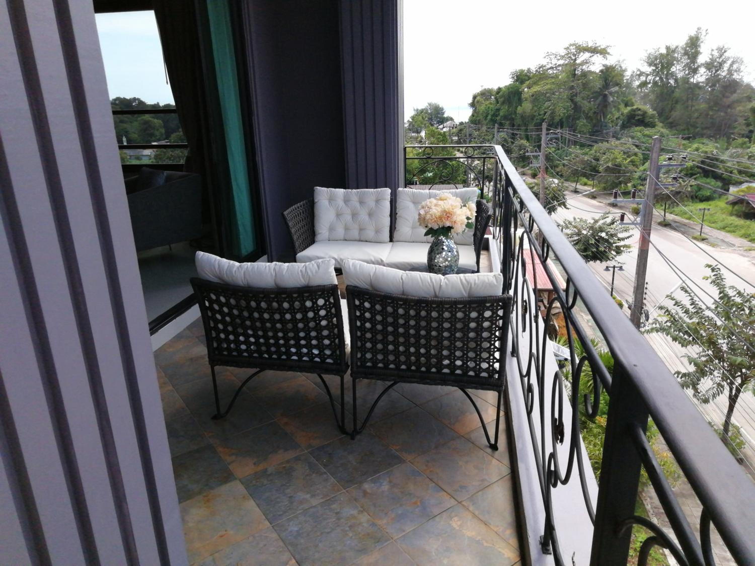 Klong Muang Beach Apartment