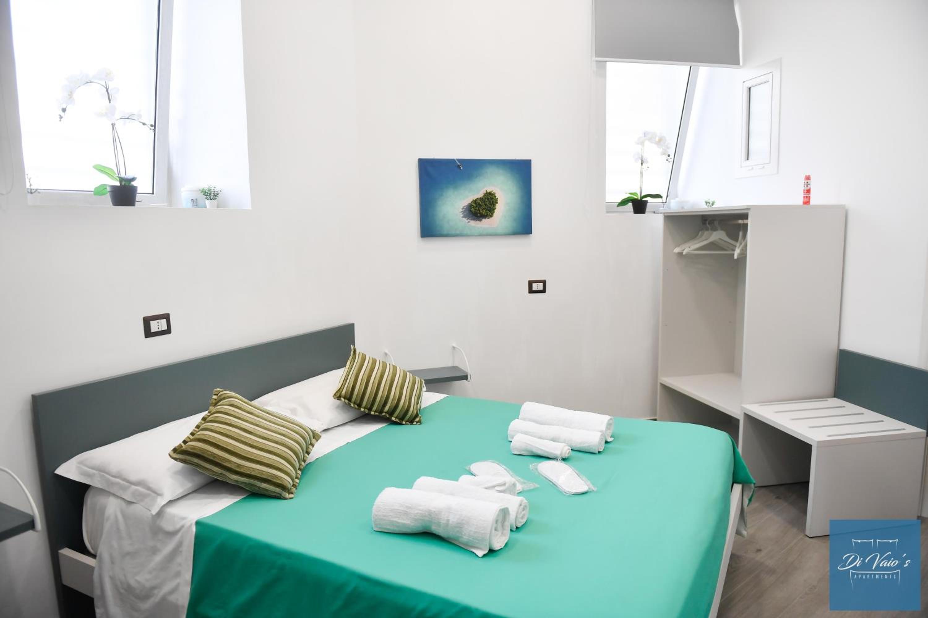 Di Vaio s Apartments adiacente metro Rione Alto