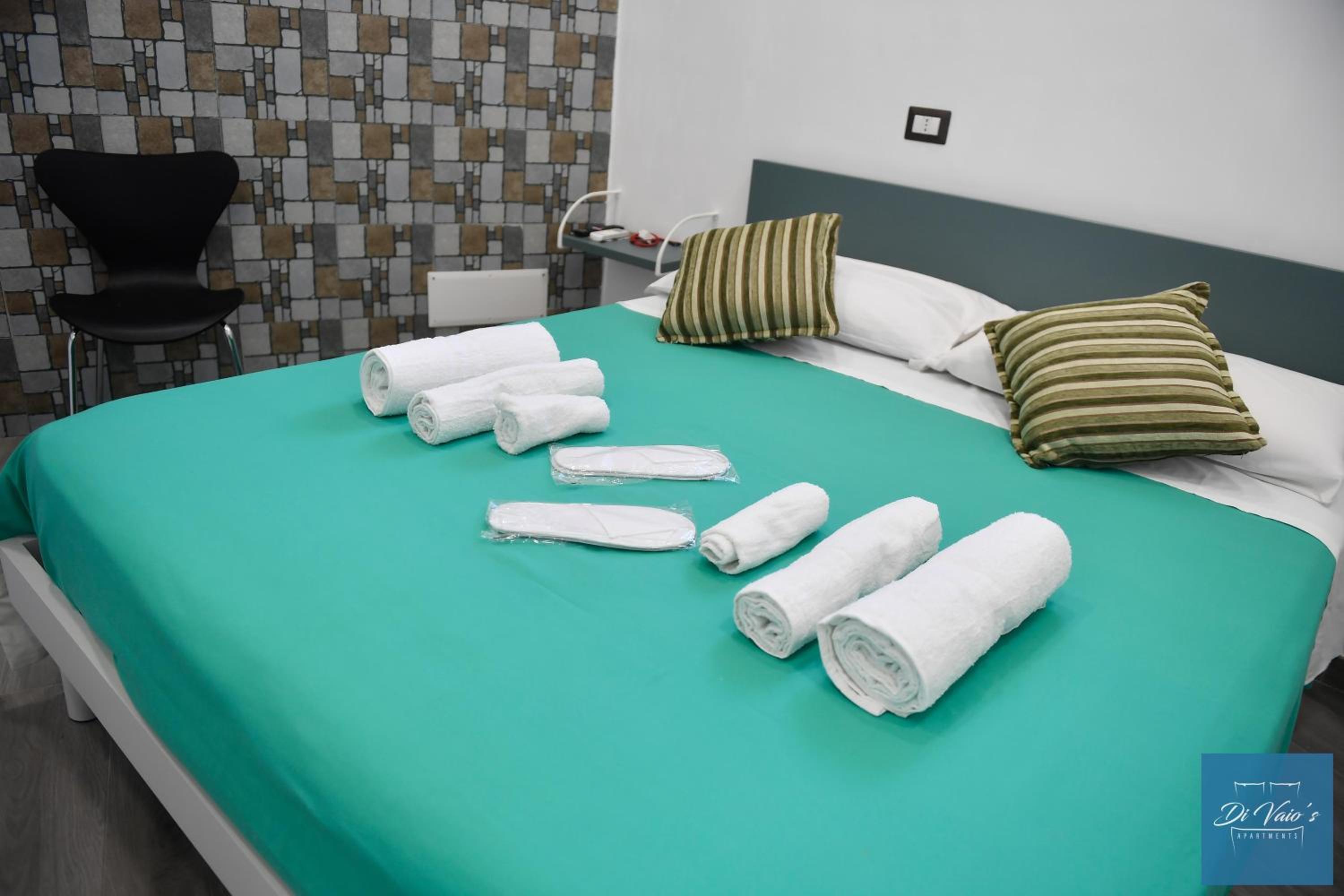 Di Vaio s Apartments adiacente metro Rione Alto