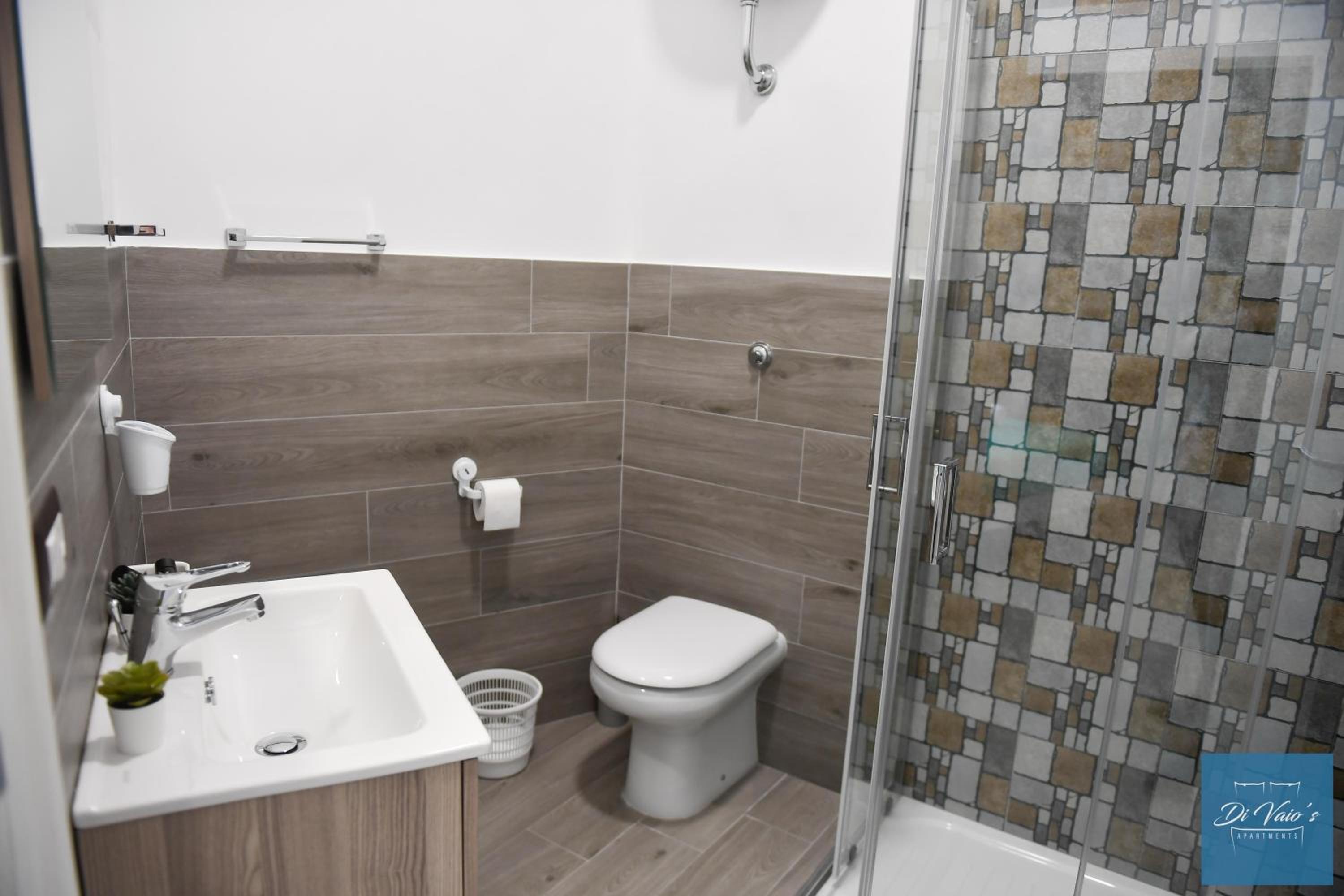 Di Vaio s Apartments adiacente metro Rione Alto