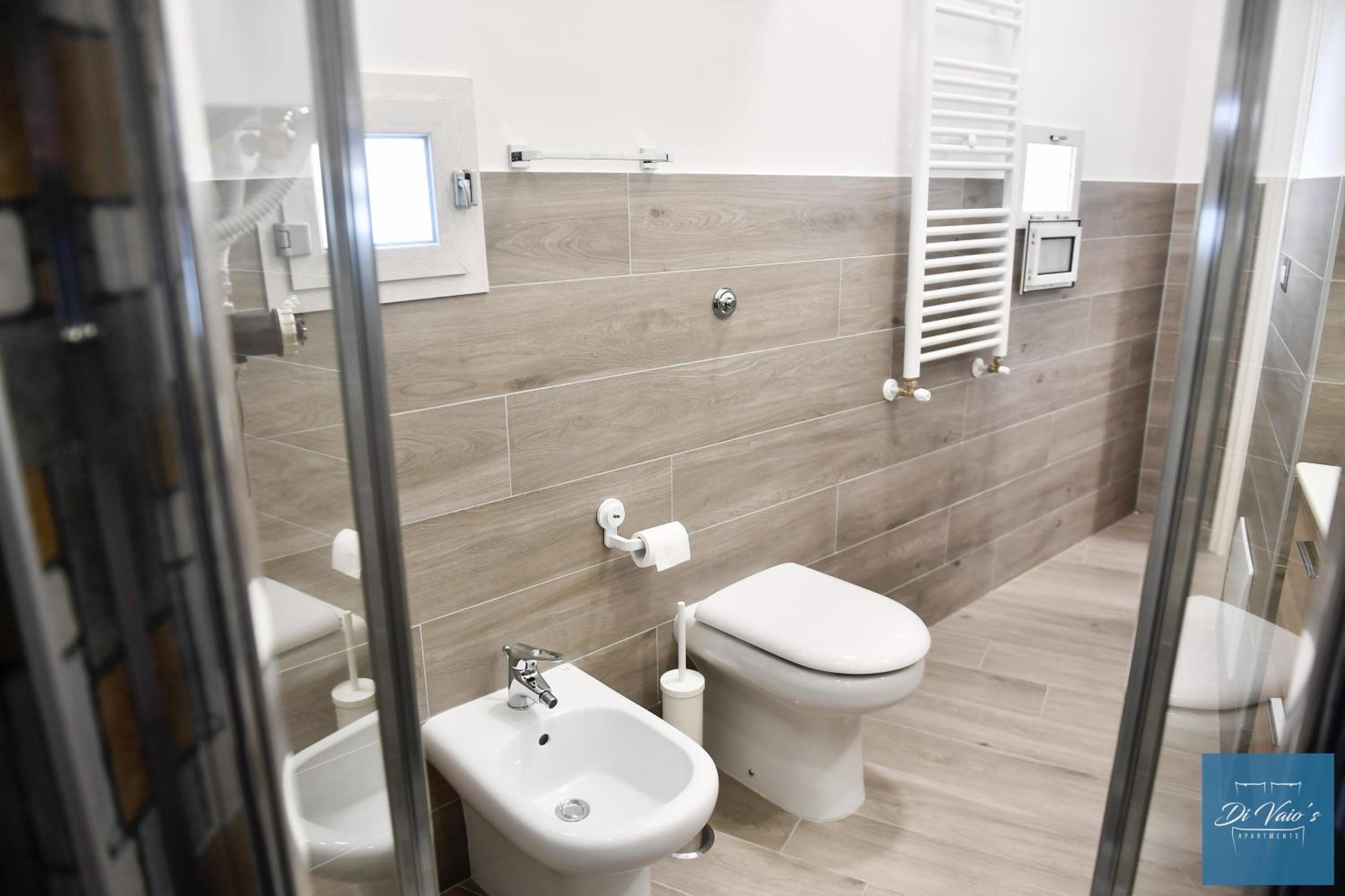 Di Vaio s Apartments adiacente metro Rione Alto