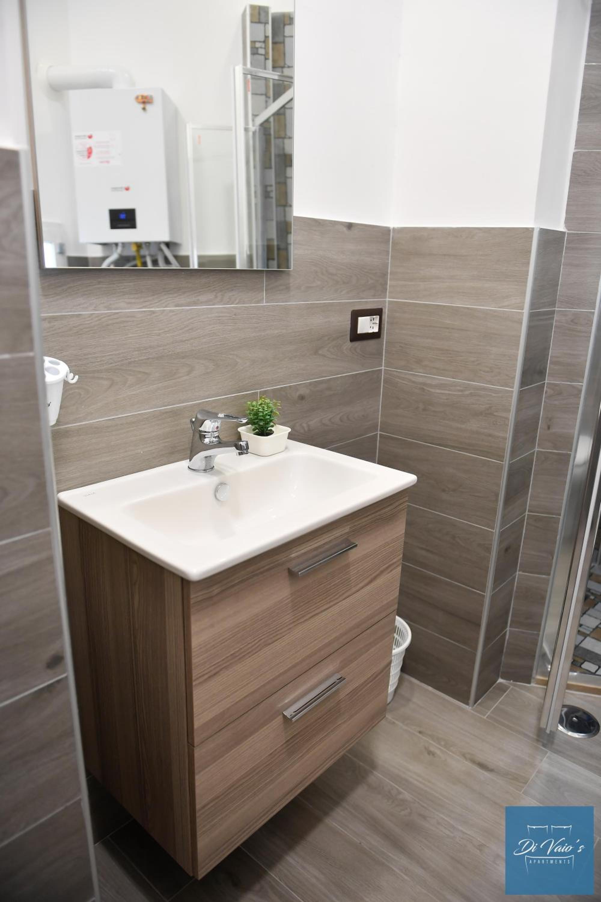 Di Vaio s Apartments adiacente metro Rione Alto