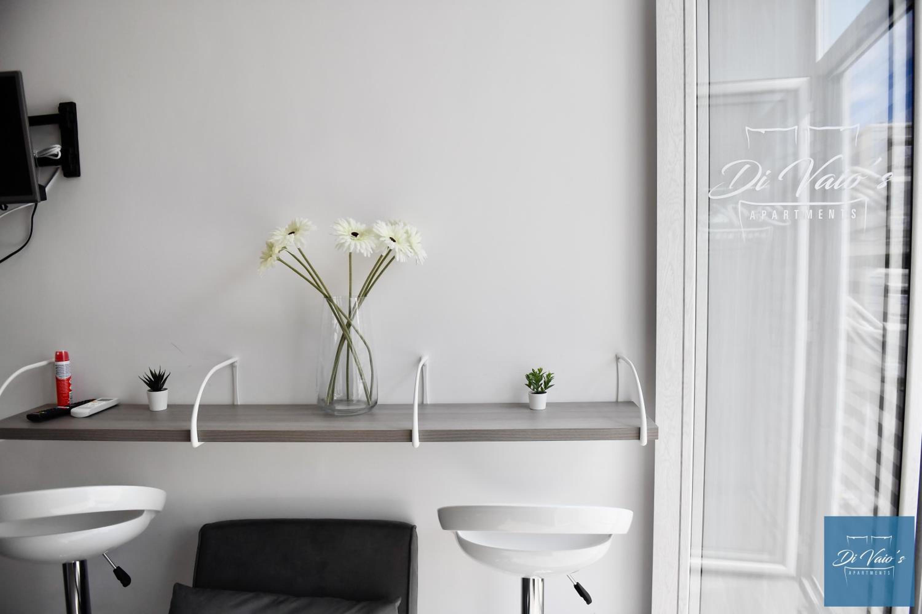 Di Vaio s Apartments adiacente metro Rione Alto