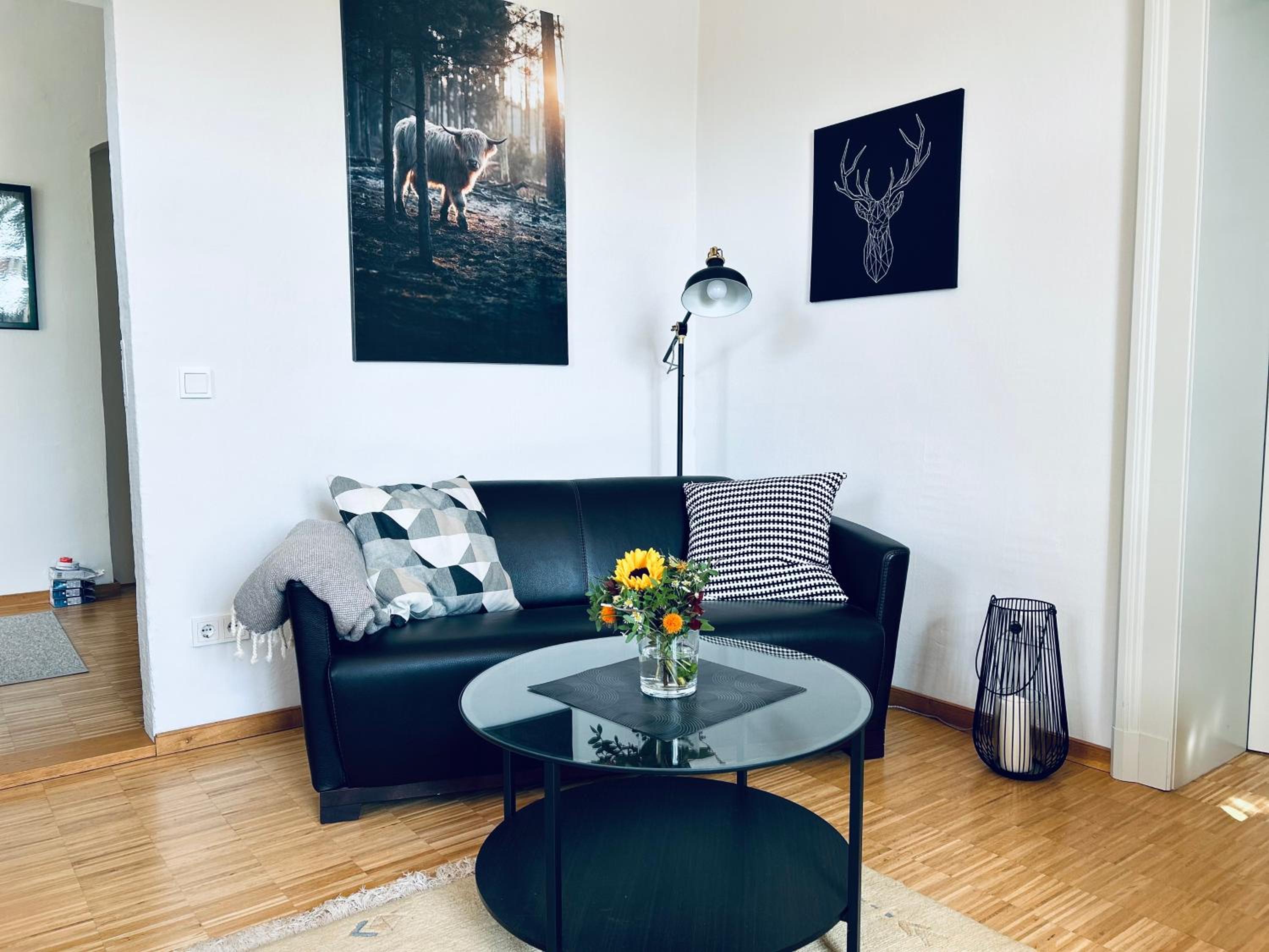 Schlosspark Apartment I 80qm I 3 Betten I bei Dresden
