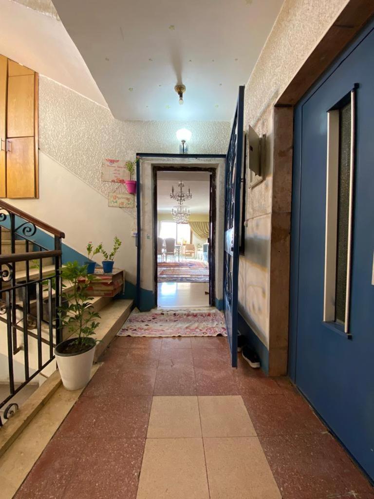 Tamara's Grand Egyptian Museum & Pyramids view 3BR Entire Apartment
