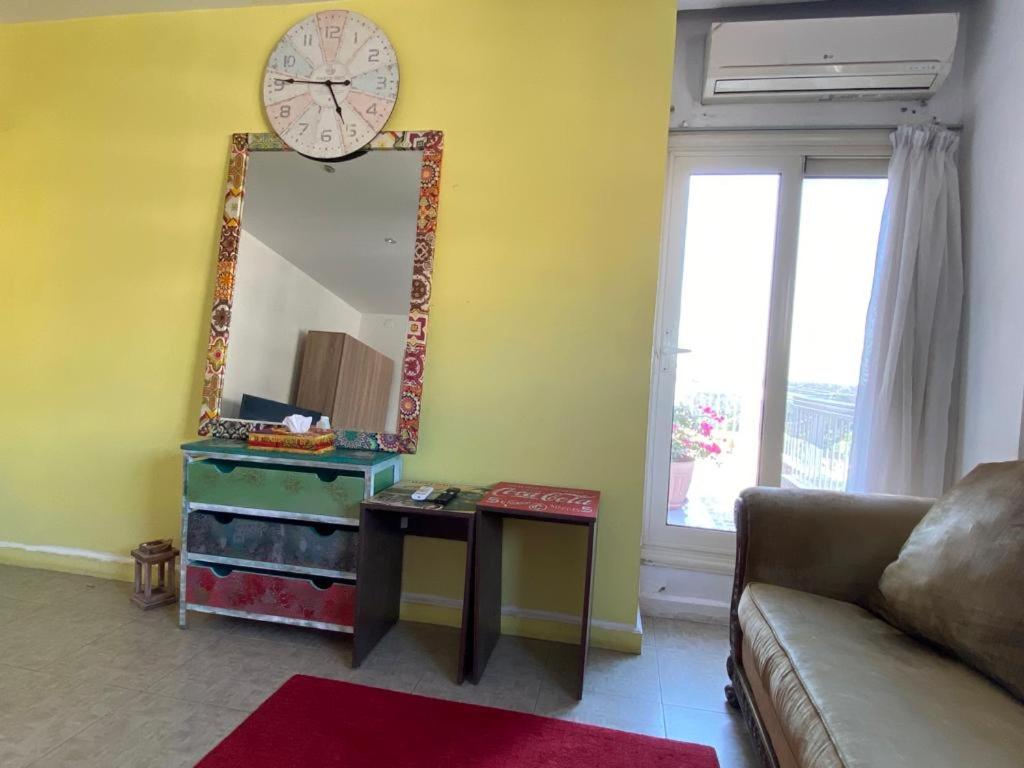 Tamara's Grand Egyptian Museum & Pyramids view 3BR Entire Apartment