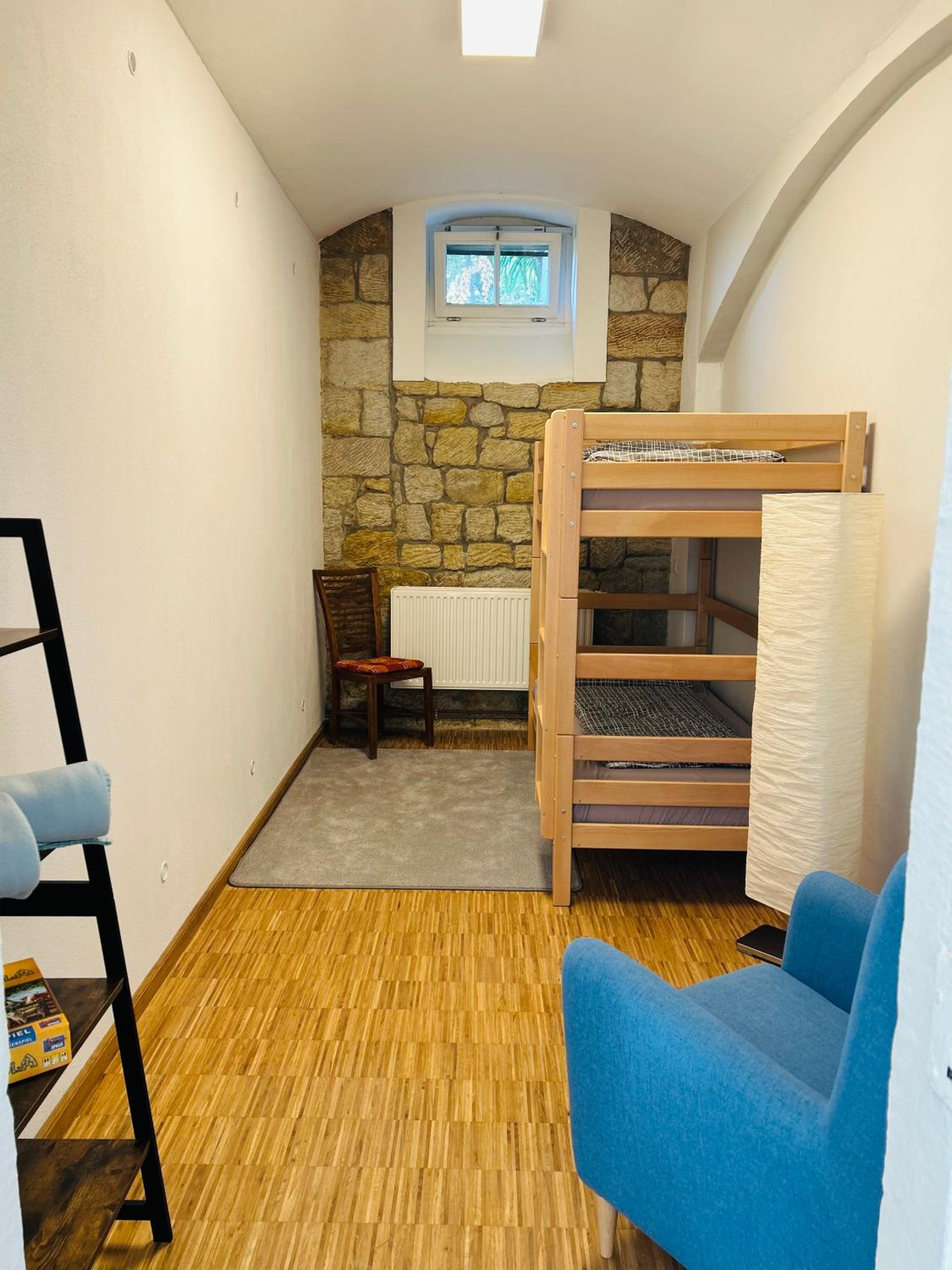 Schlosspark Apartment I 80qm I 3 Betten I bei Dresden