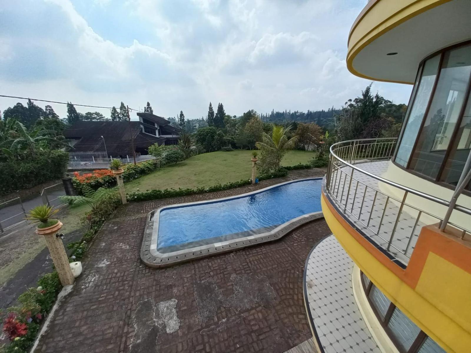 Villa CH 64 Ciloto Puncak view 3