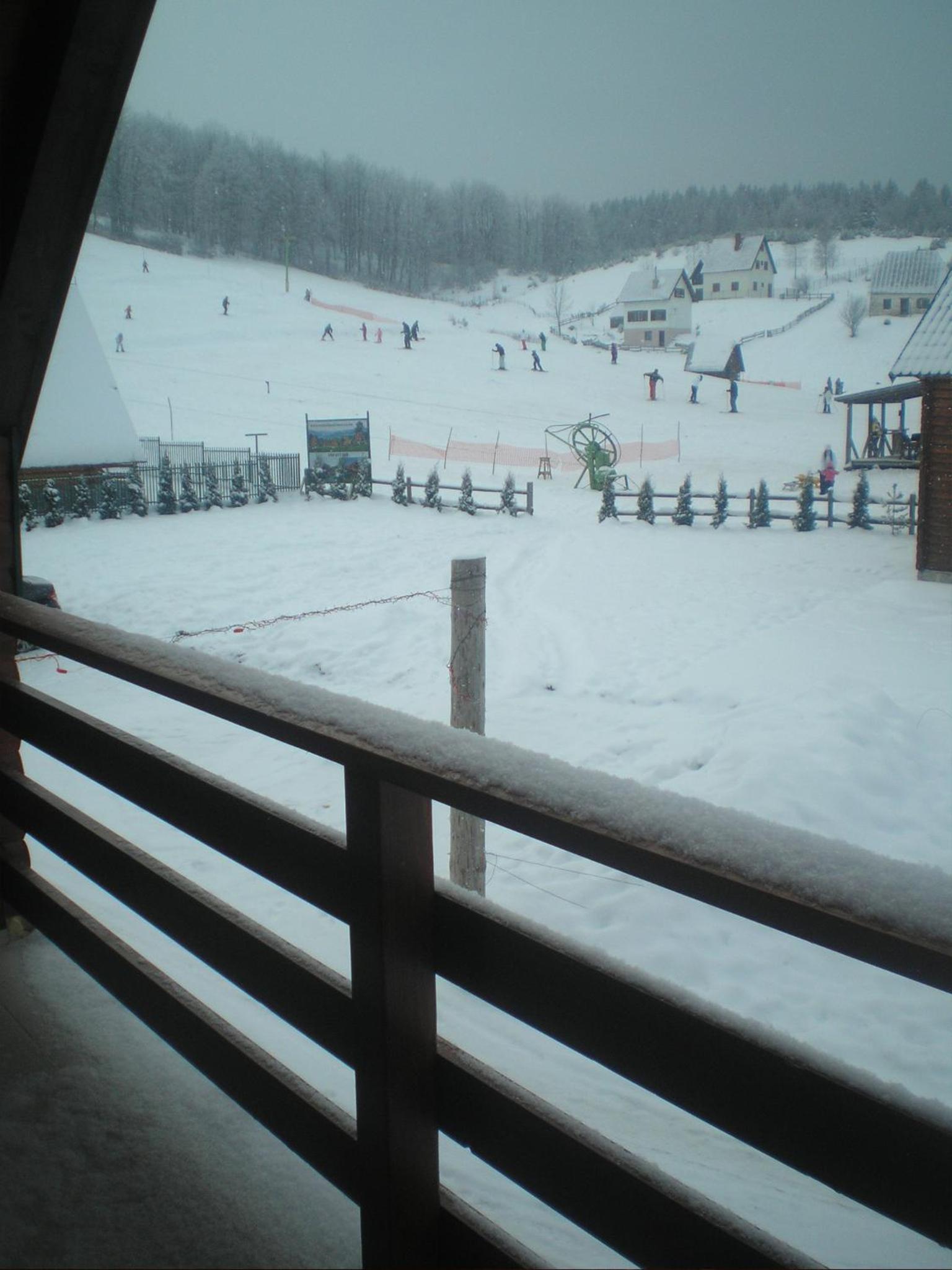 Photo 10