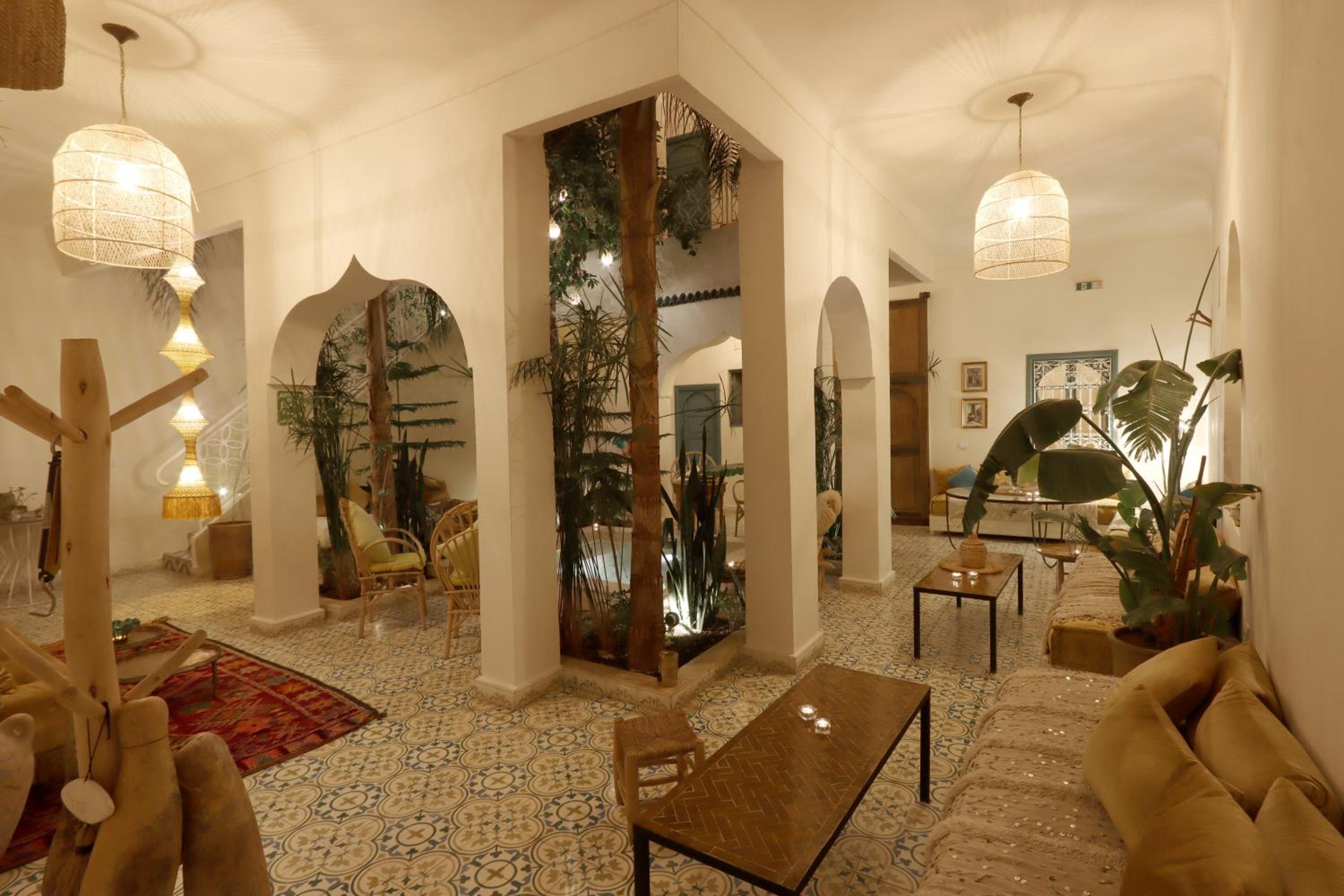lounge