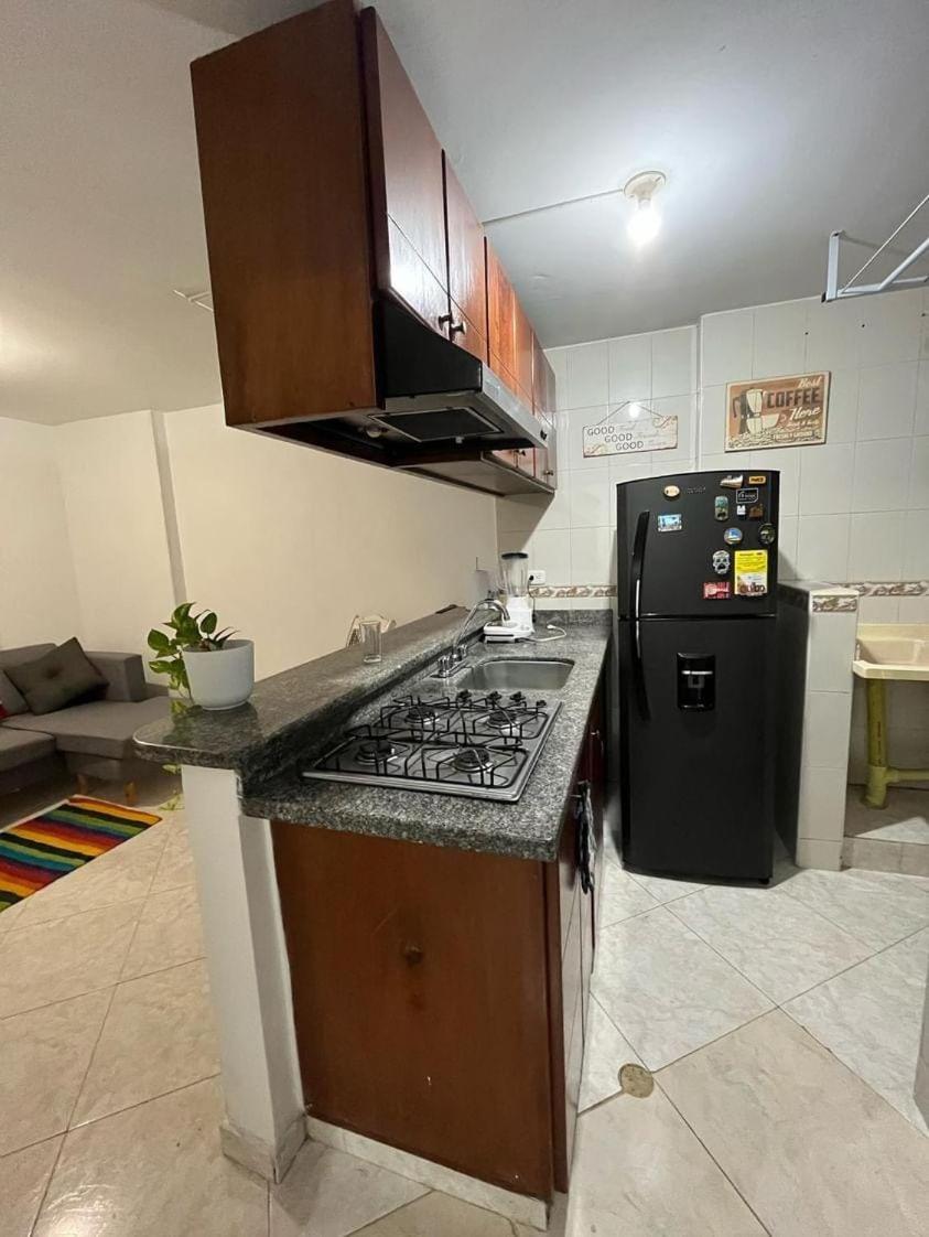 HABITACION BAÑO PRIVADO - EXCELENTE UBICACION