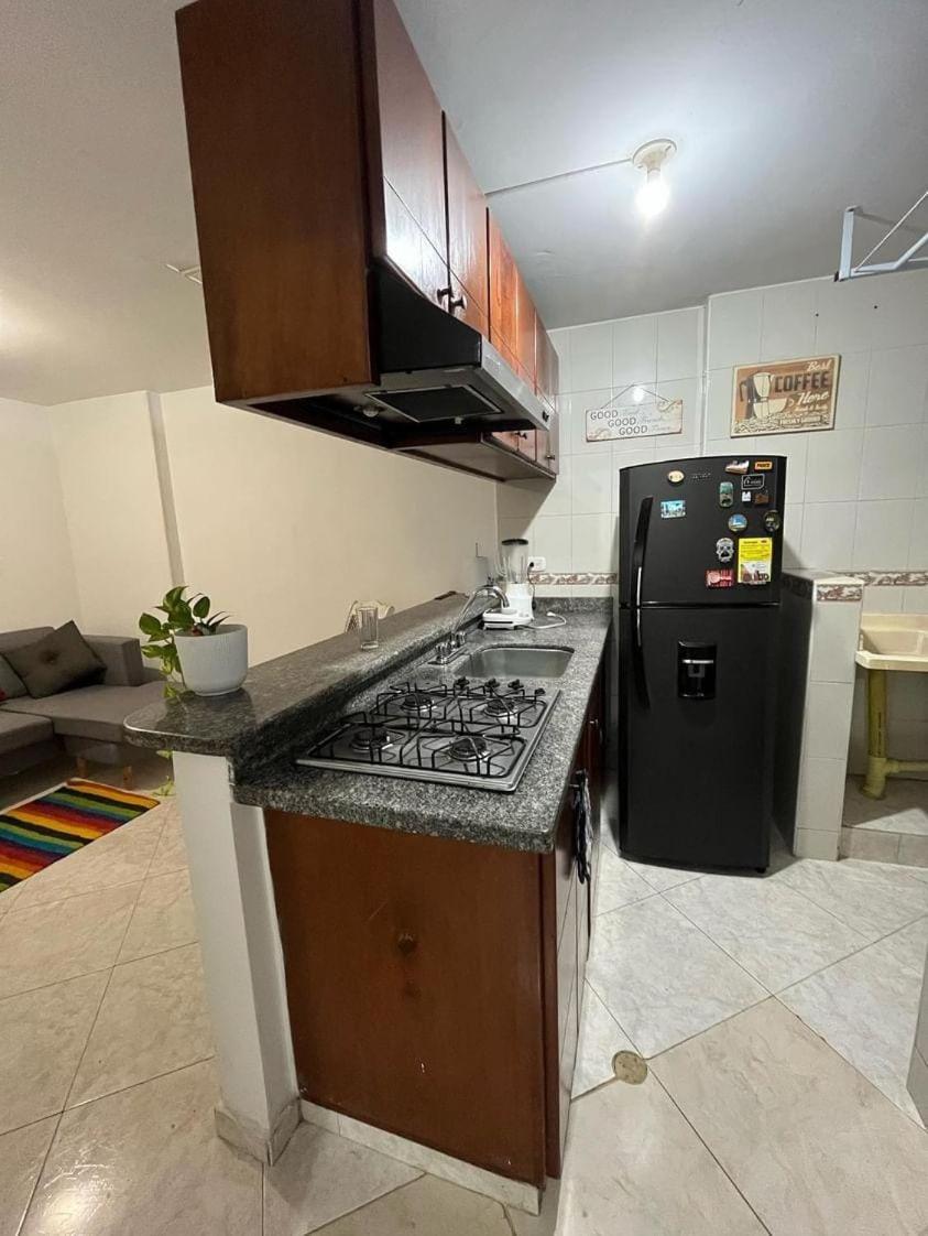 HABITACION BAÑO PRIVADO - EXCELENTE UBICACION